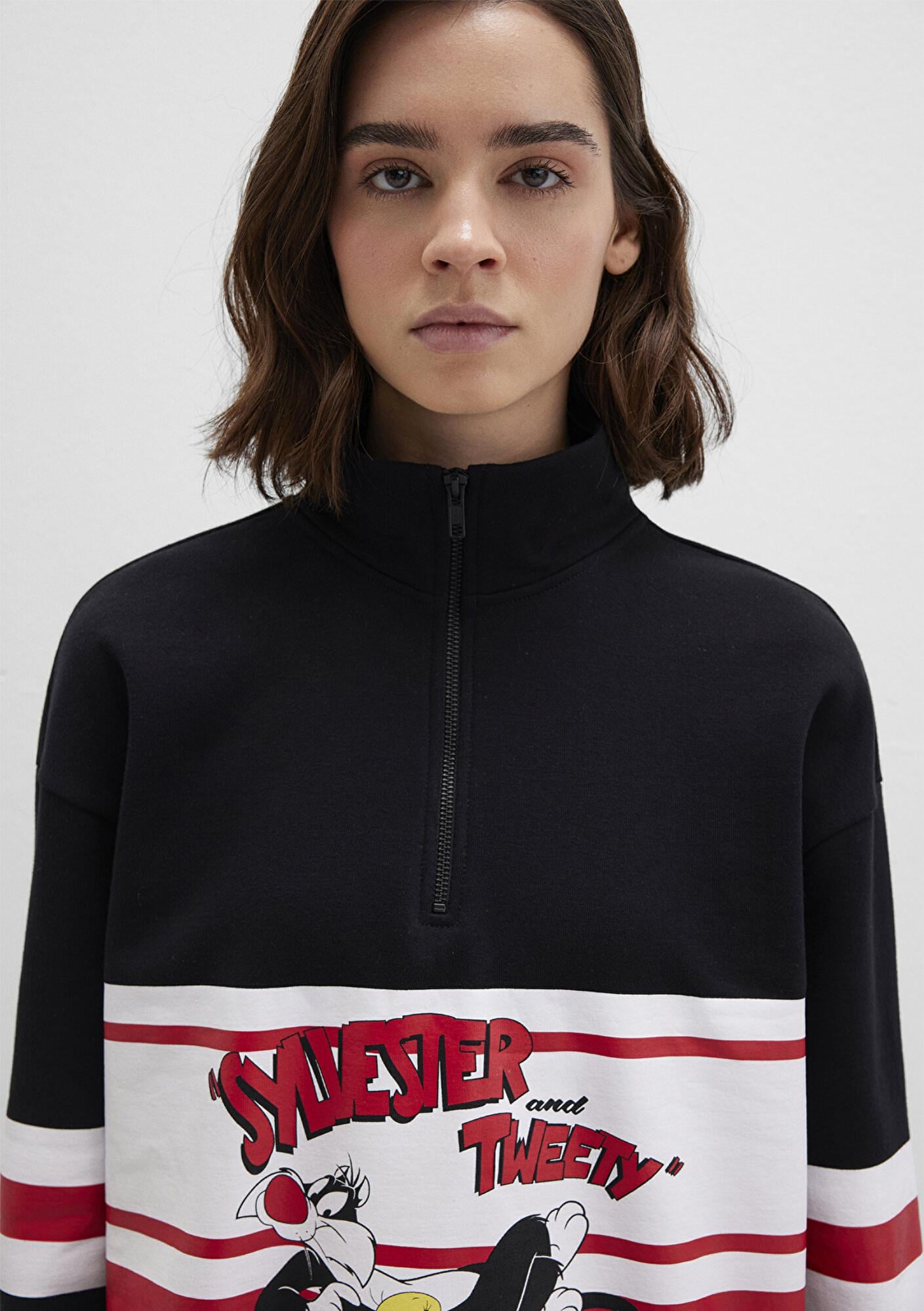 Mavi Tom ve Jerry Baskılı Siyah Sweatshirt 1S10472-900