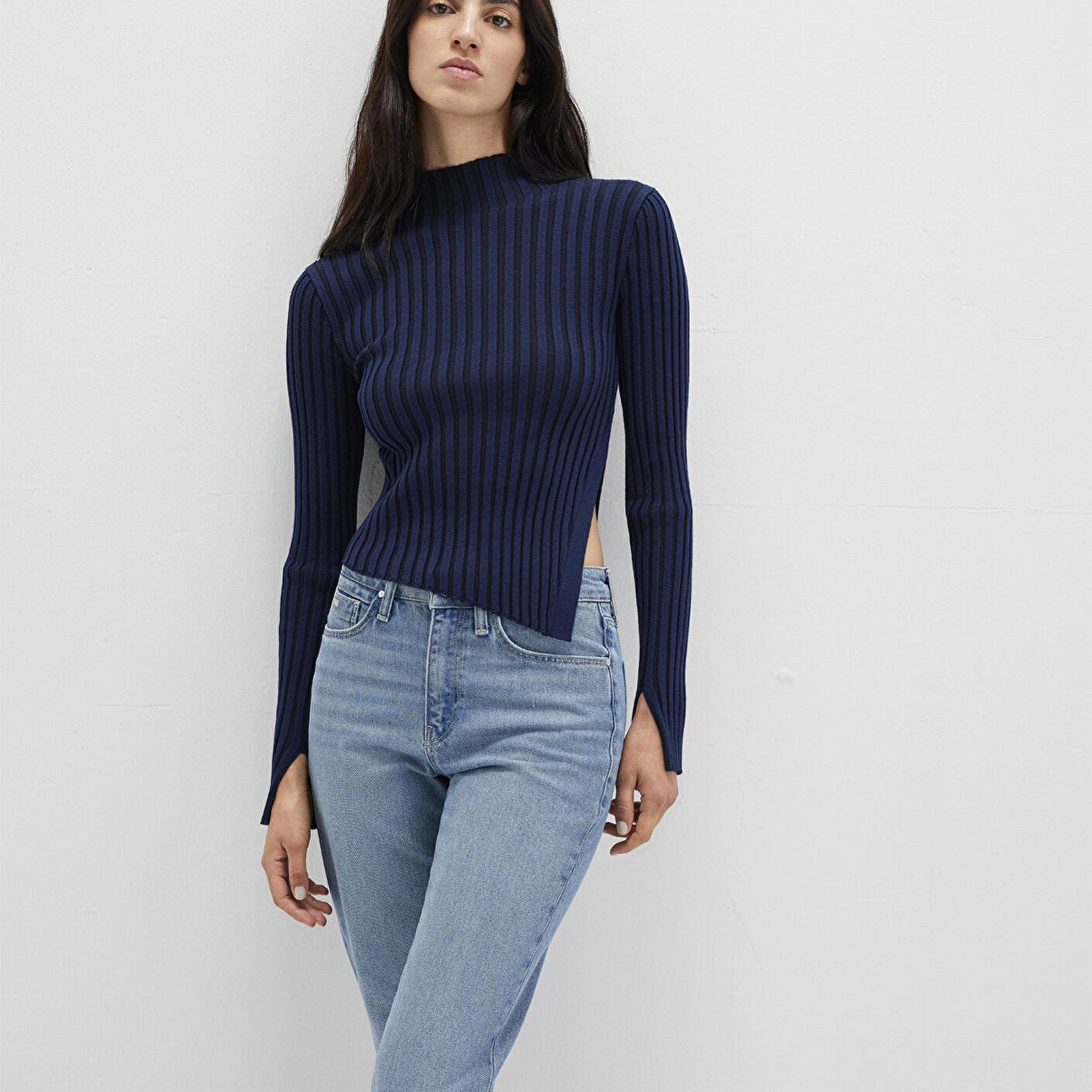 Mavi Yırtmaç Detaylı Lacivert Kazak Fitted / Vücuda Oturan Kesim 1710789-70497