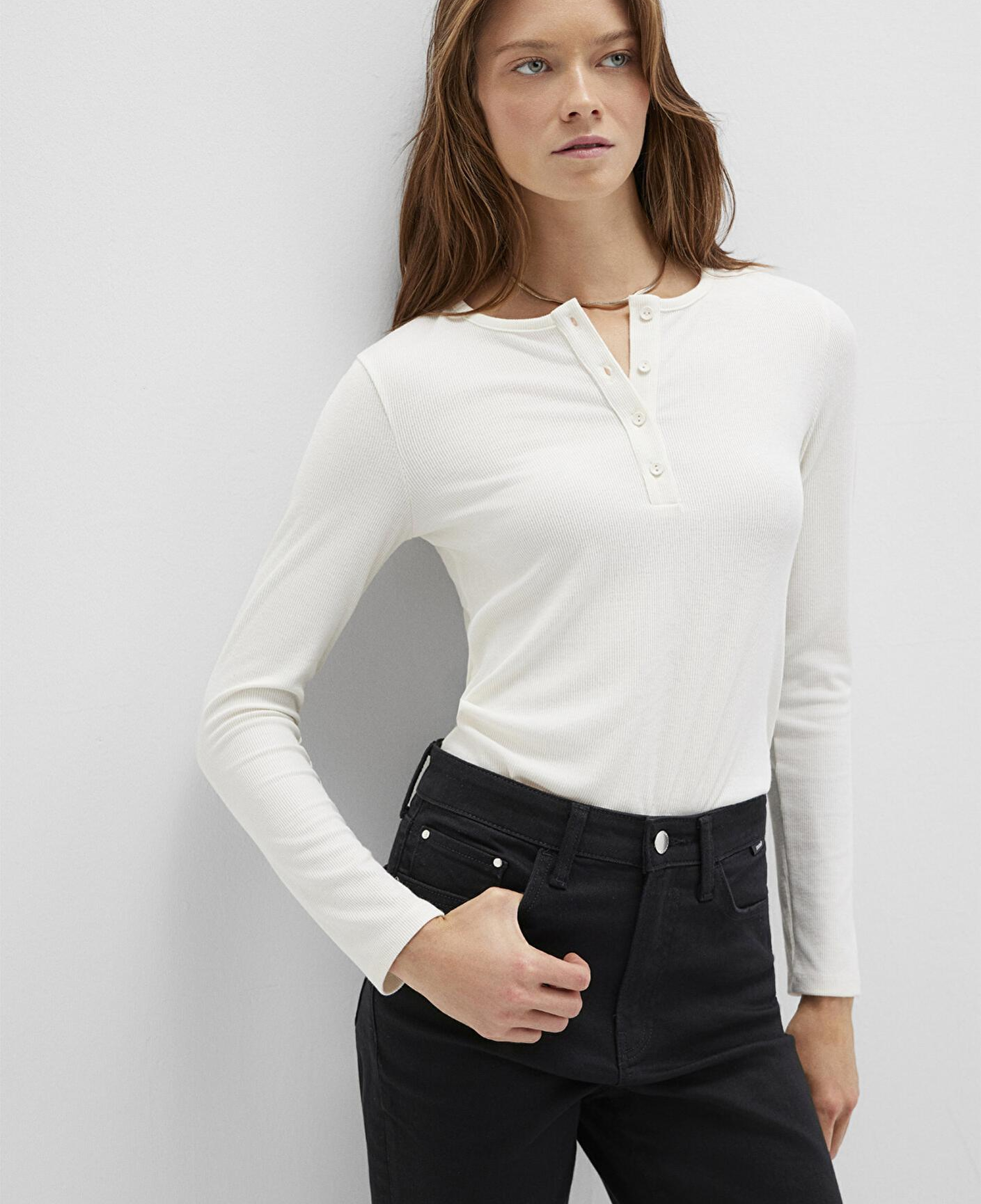 Mavi Uzun Kollu Ekru Basic Tişört Slim Fit / Dar Kesim 1613621-80194