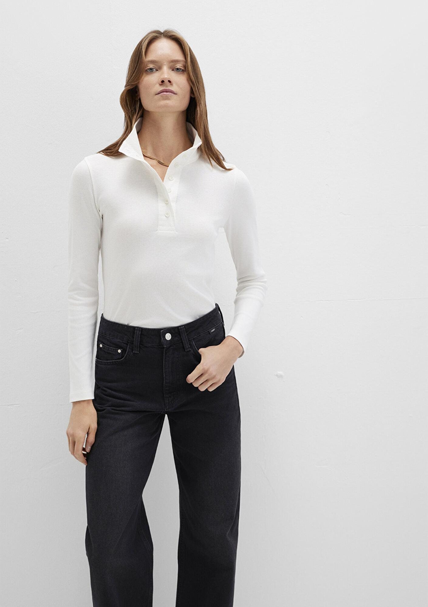 Mavi Düğme Detaylı Dik Yaka Ekru Tişört Fitted / Vücuda Oturan Kesim 1613614-70057