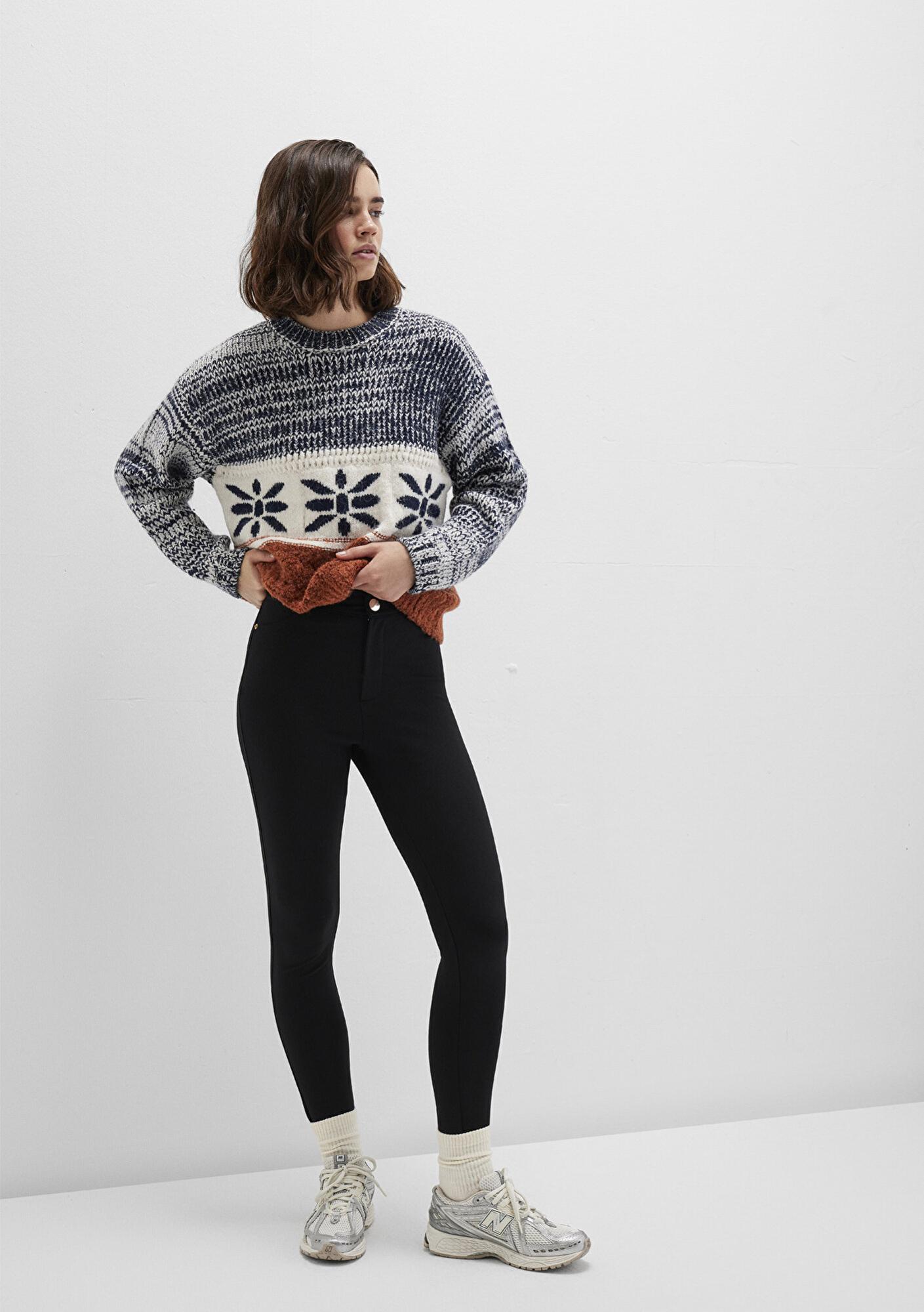 Mavi Düğmeli Siyah Tayt 1011096-900