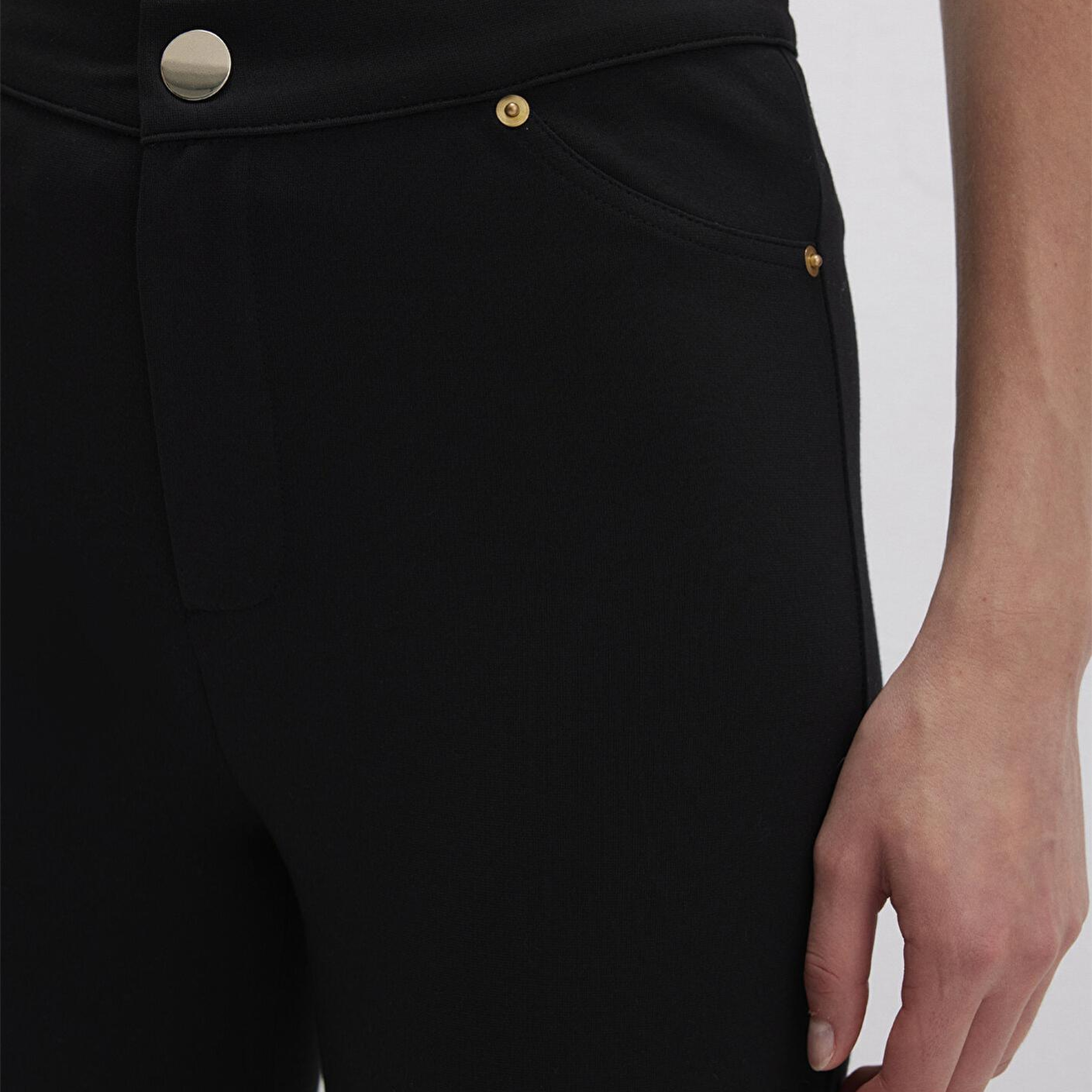 Mavi Düğmeli Siyah Tayt 1011096-900