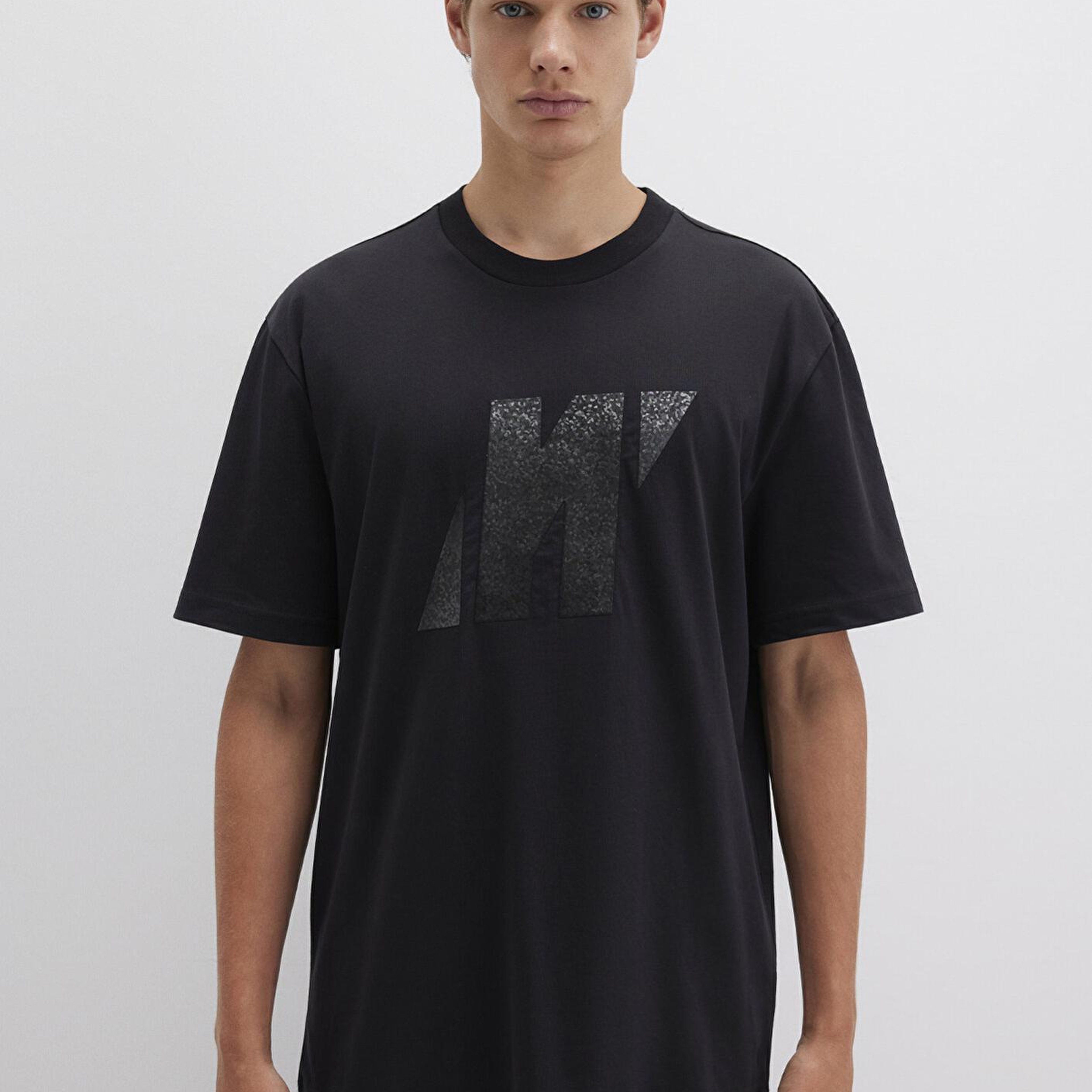 Mavi Mavi Pro Logo Baskılı Siyah Tişört Loose Fit / Bol Rahat Kesim 0613086-900