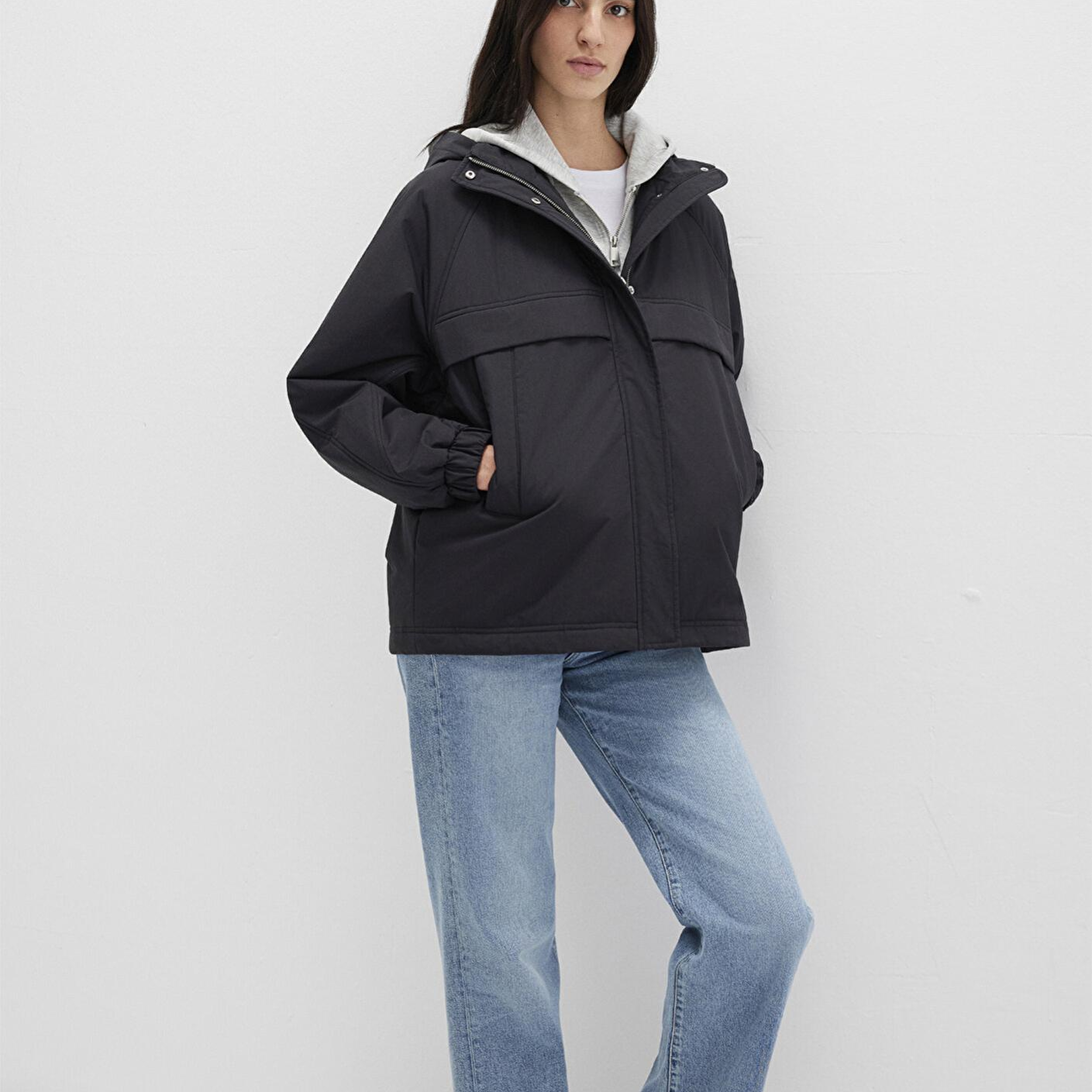 Mavi Su İtici Kapüşonlu Siyah Ceket 1110348-900