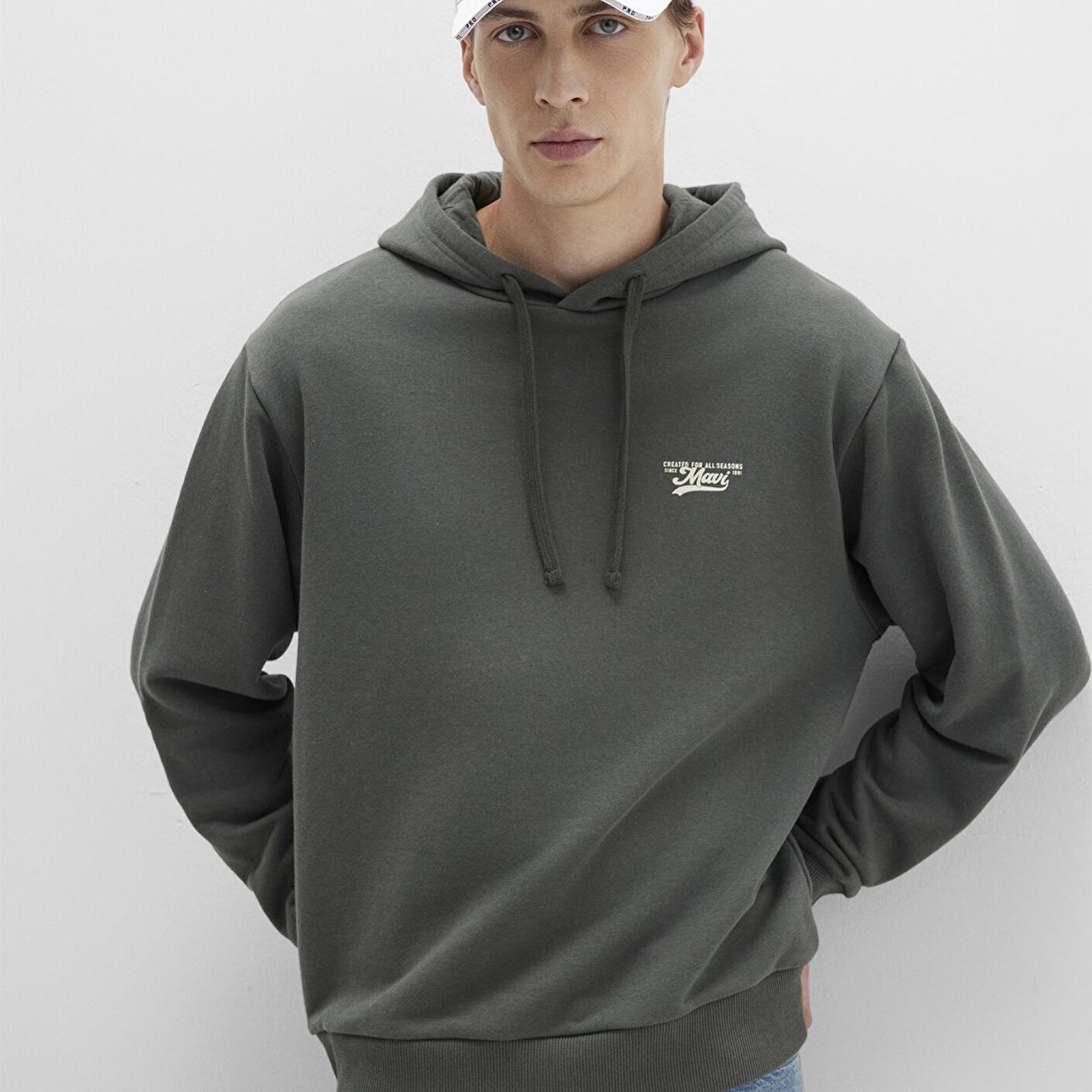 Mavi Mavi Logo Baskılı Kapüşonlu Yeşil Sweatshirt 0S10468-71598