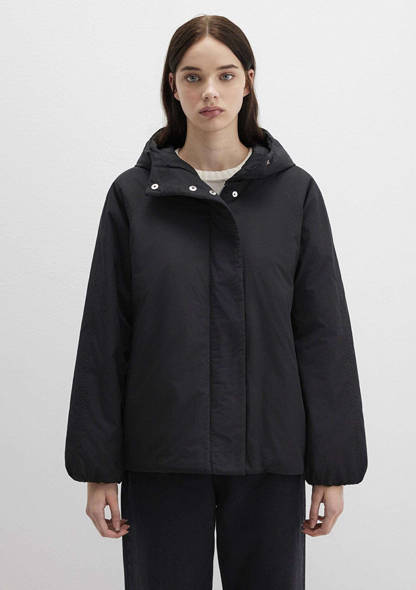 Mavi Kapüşonlu Siyah Ceket Loose Fit / Bol Rahat Kesim 1110762-900