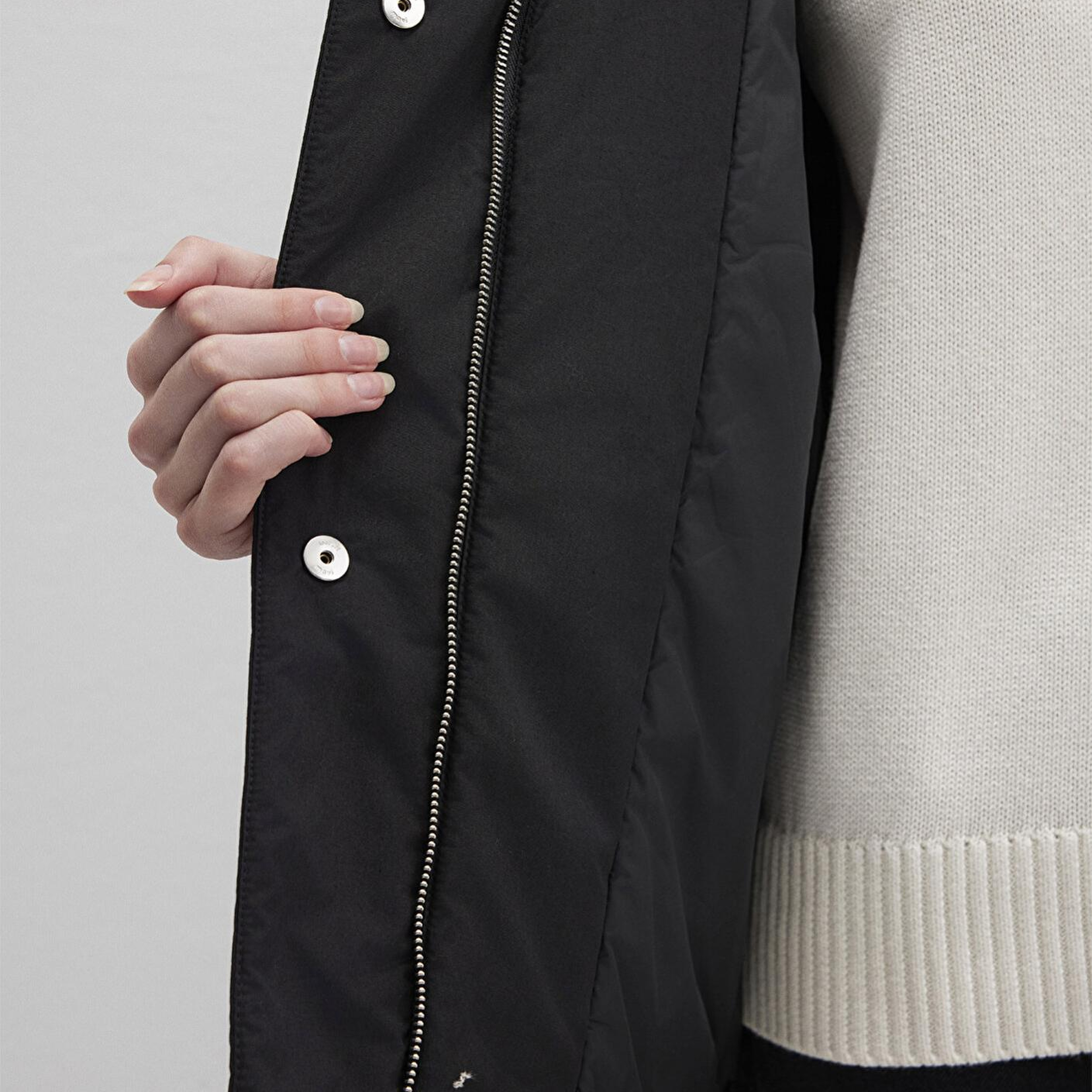 Mavi Kapüşonlu Siyah Ceket Loose Fit / Bol Rahat Kesim 1110762-900