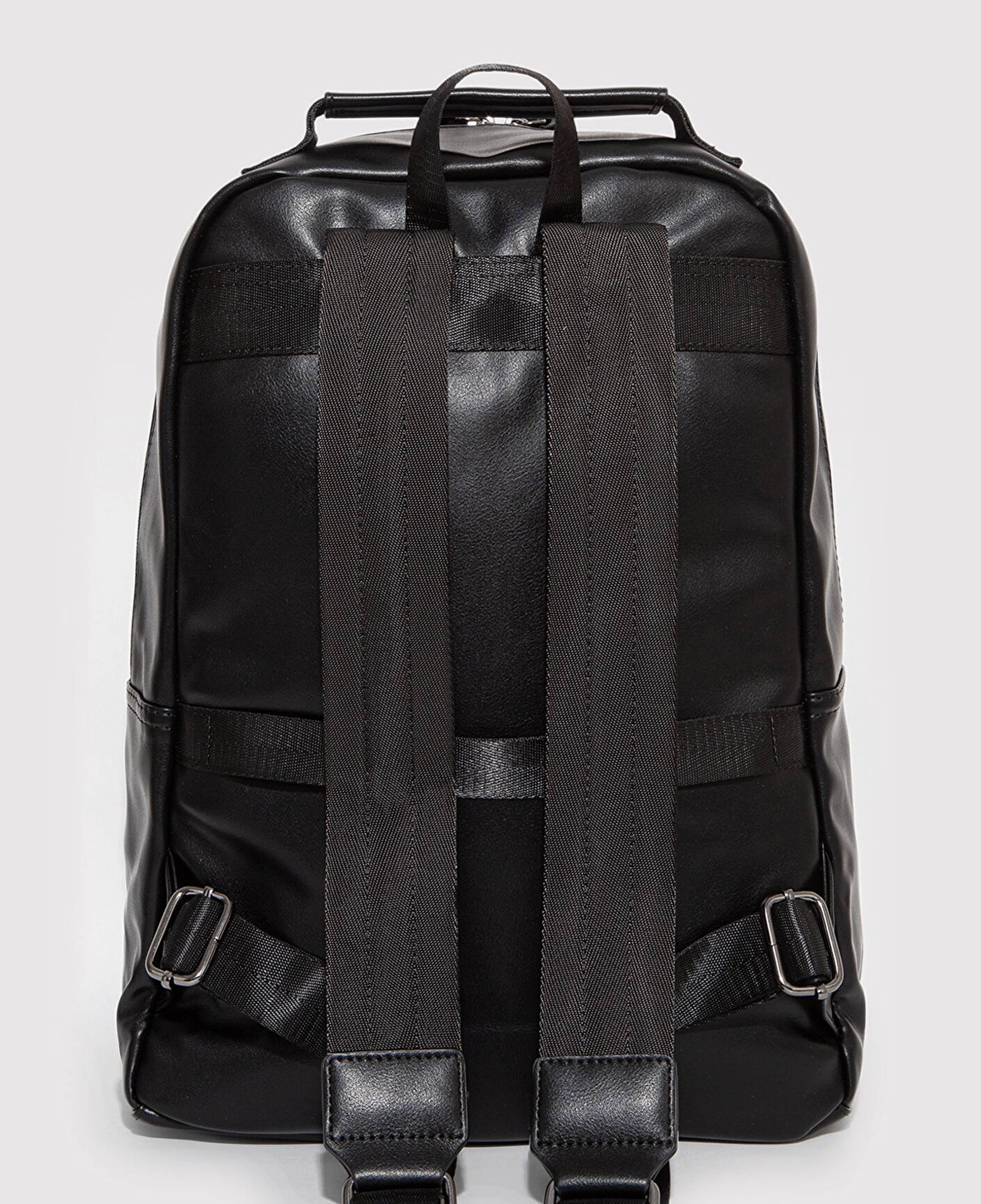 Mavi Suni Deri Siyah Sırt Çantası 0911949-900