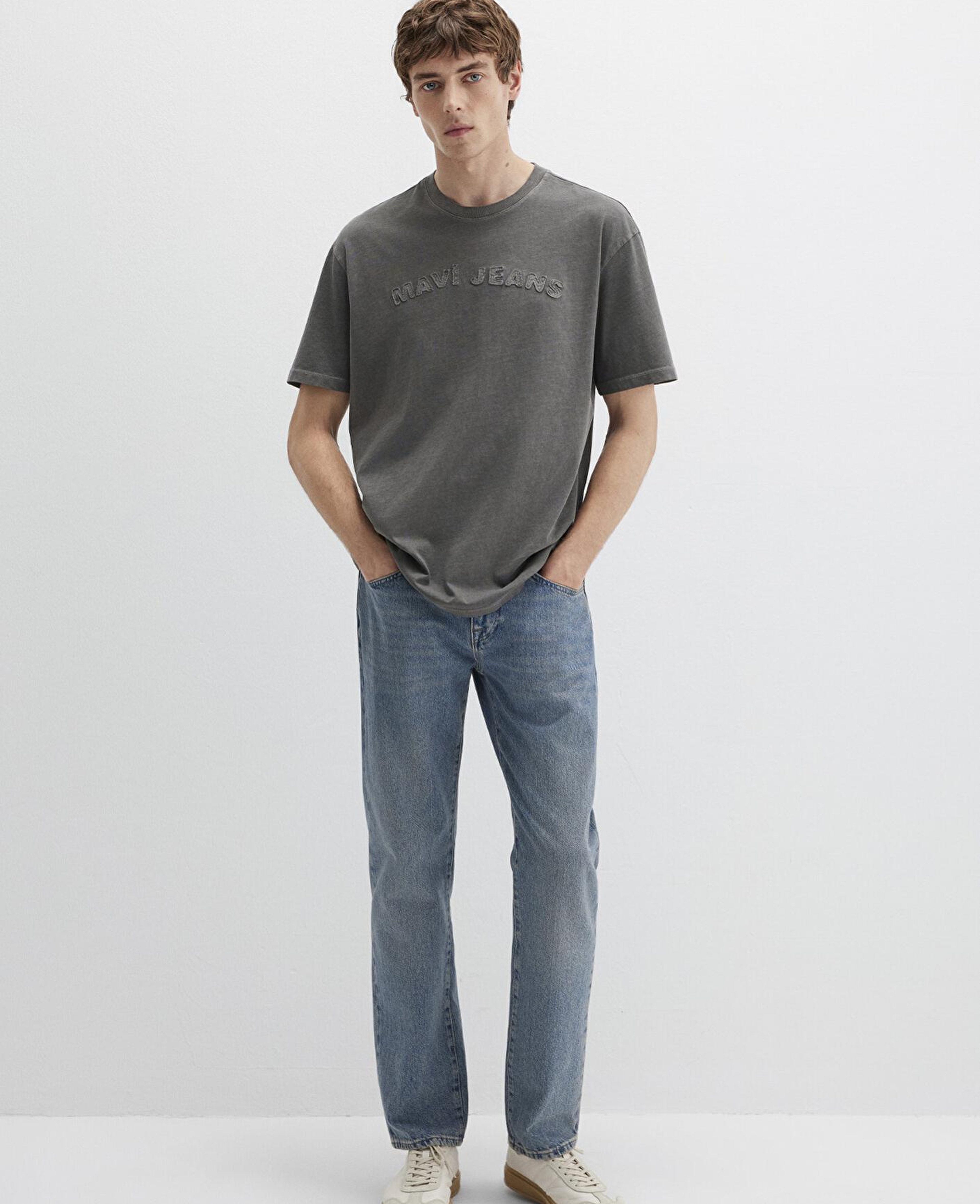Mavi Mavi Jeans Baskılı Antrasit Tişört Loose Fit / Bol Rahat Kesim 0612953-900