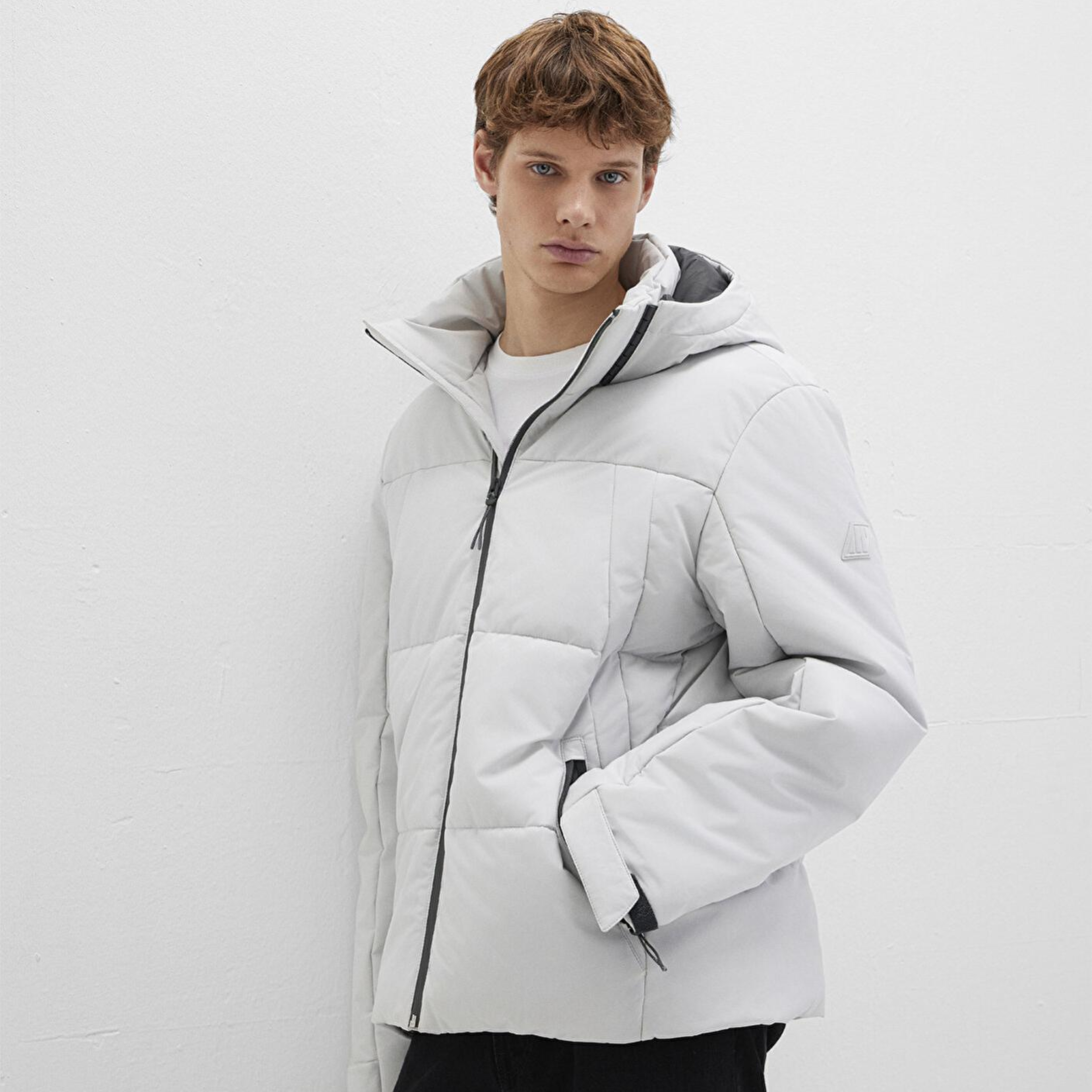 Mavi Su İtici Kapüşonlu Gri Şişme Mont 0110675-70074