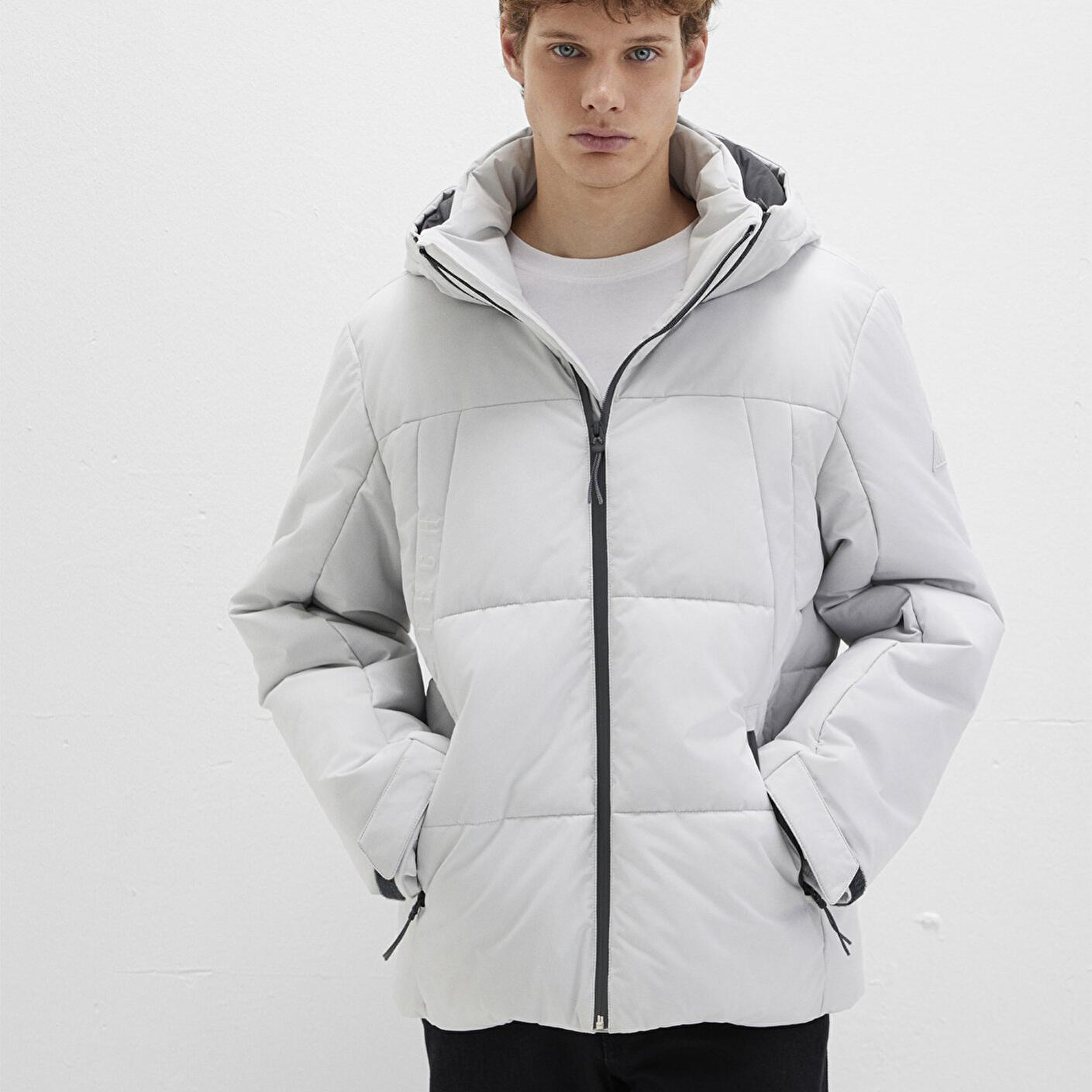 Mavi Su İtici Kapüşonlu Gri Şişme Mont 0110675-70074