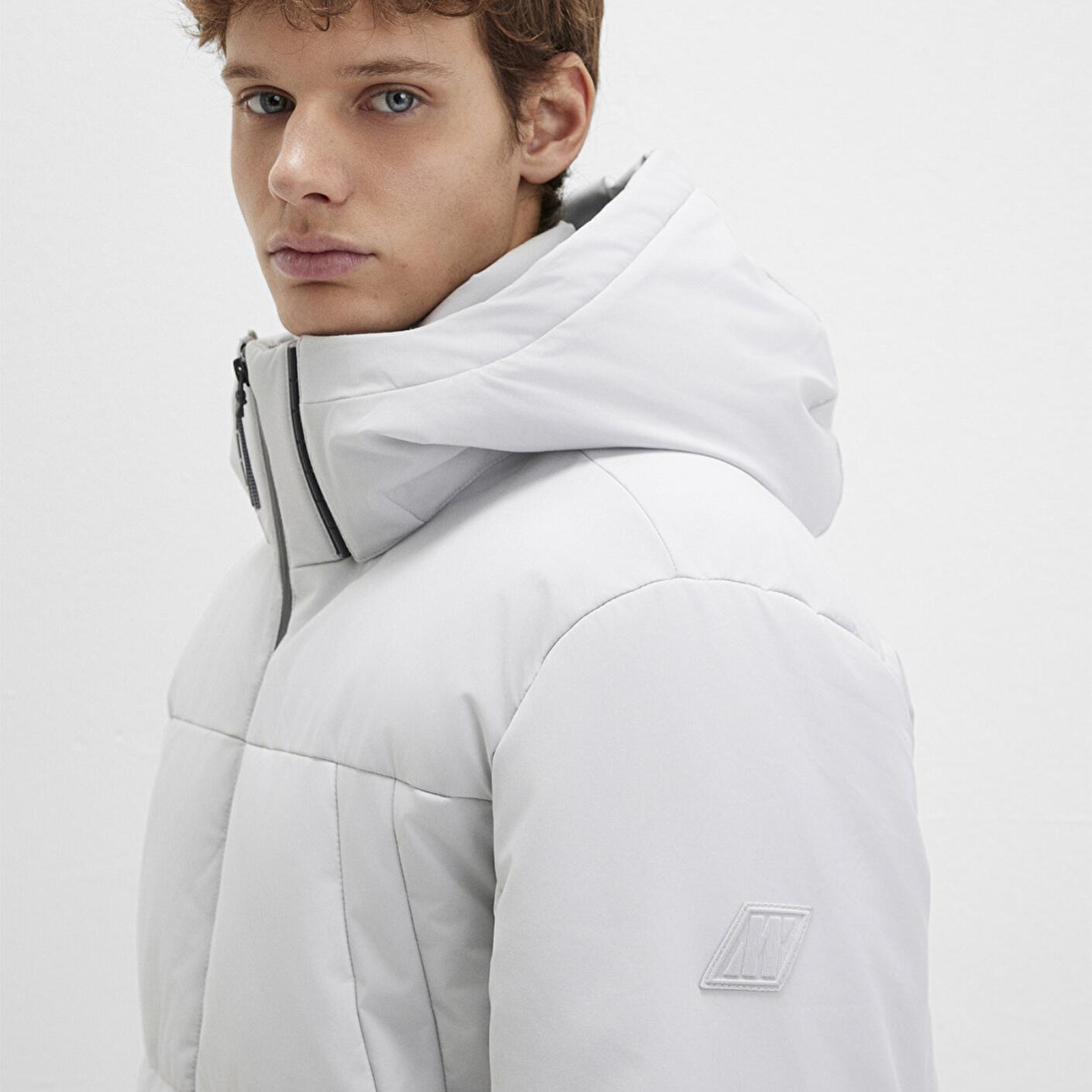 Mavi Su İtici Kapüşonlu Gri Şişme Mont 0110675-70074