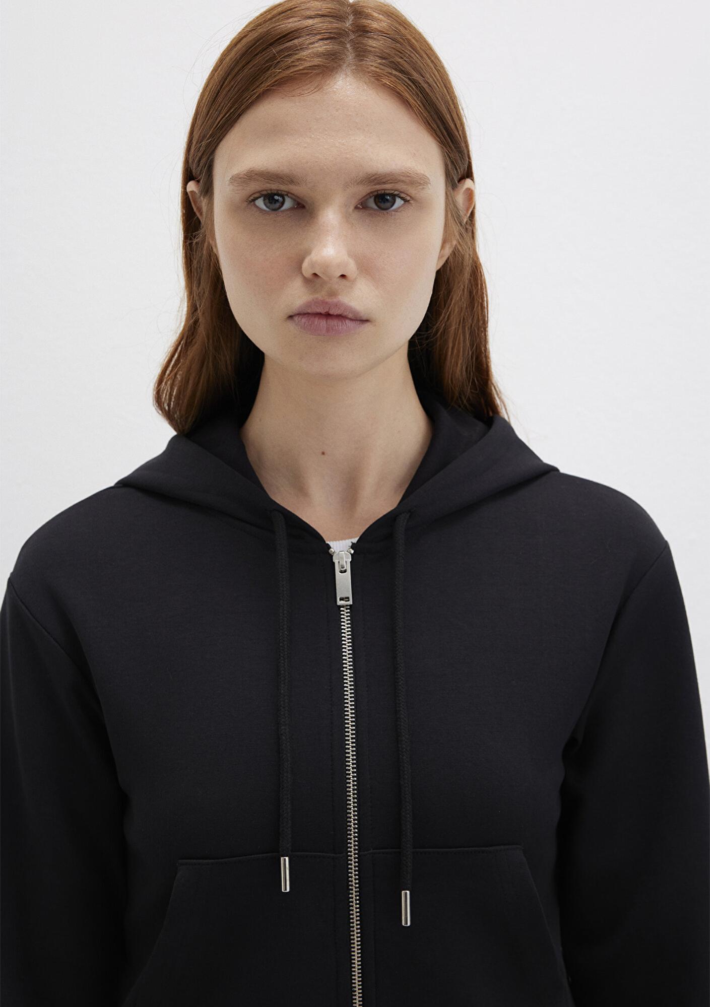 Mavi Kapüşonlu Siyah İnterlok Sweatshirt 1S10424-900