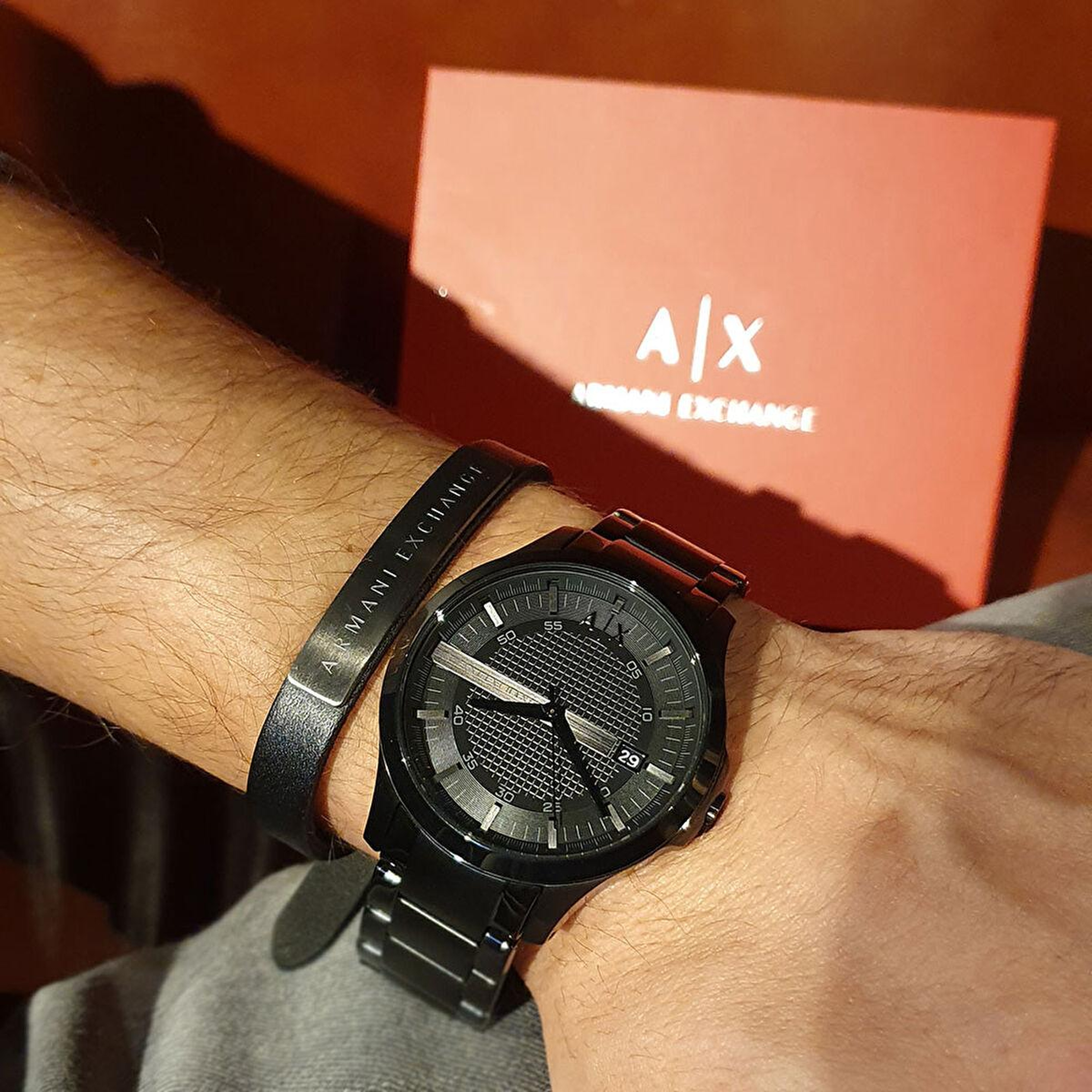 Armani Exchange AX7101 Erkek Set Kol Saati ve Bileklik