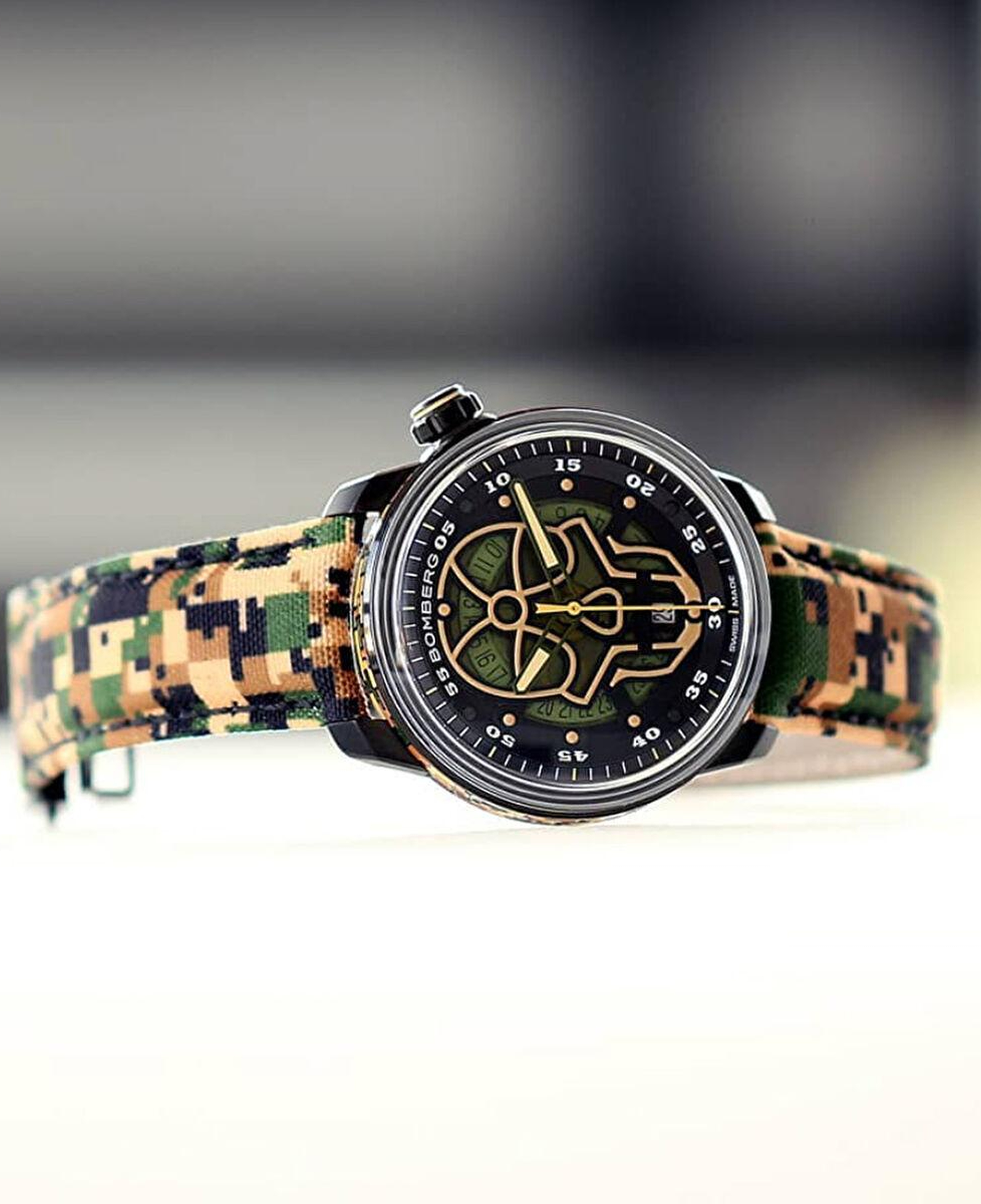 Bomberg BB-CT43APBA23411 Erkek Kol Saati