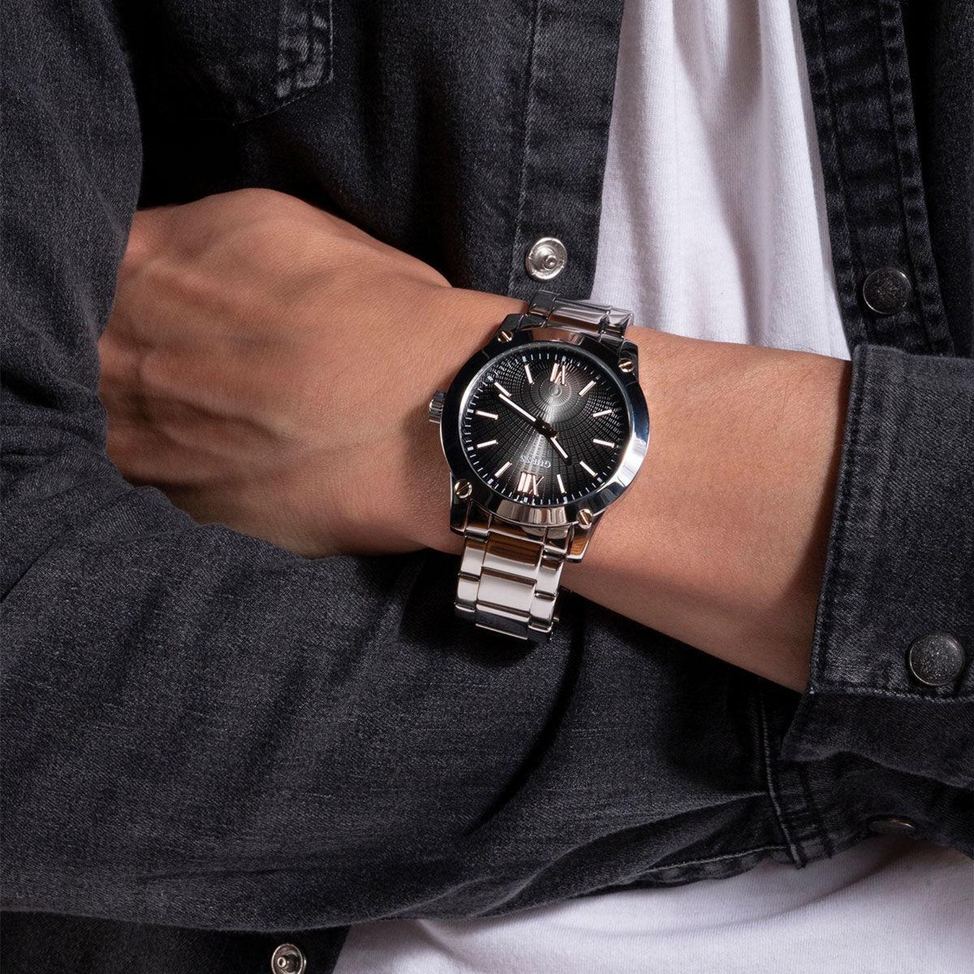 Guess GUGW0574G1 Erkek Kol Saati