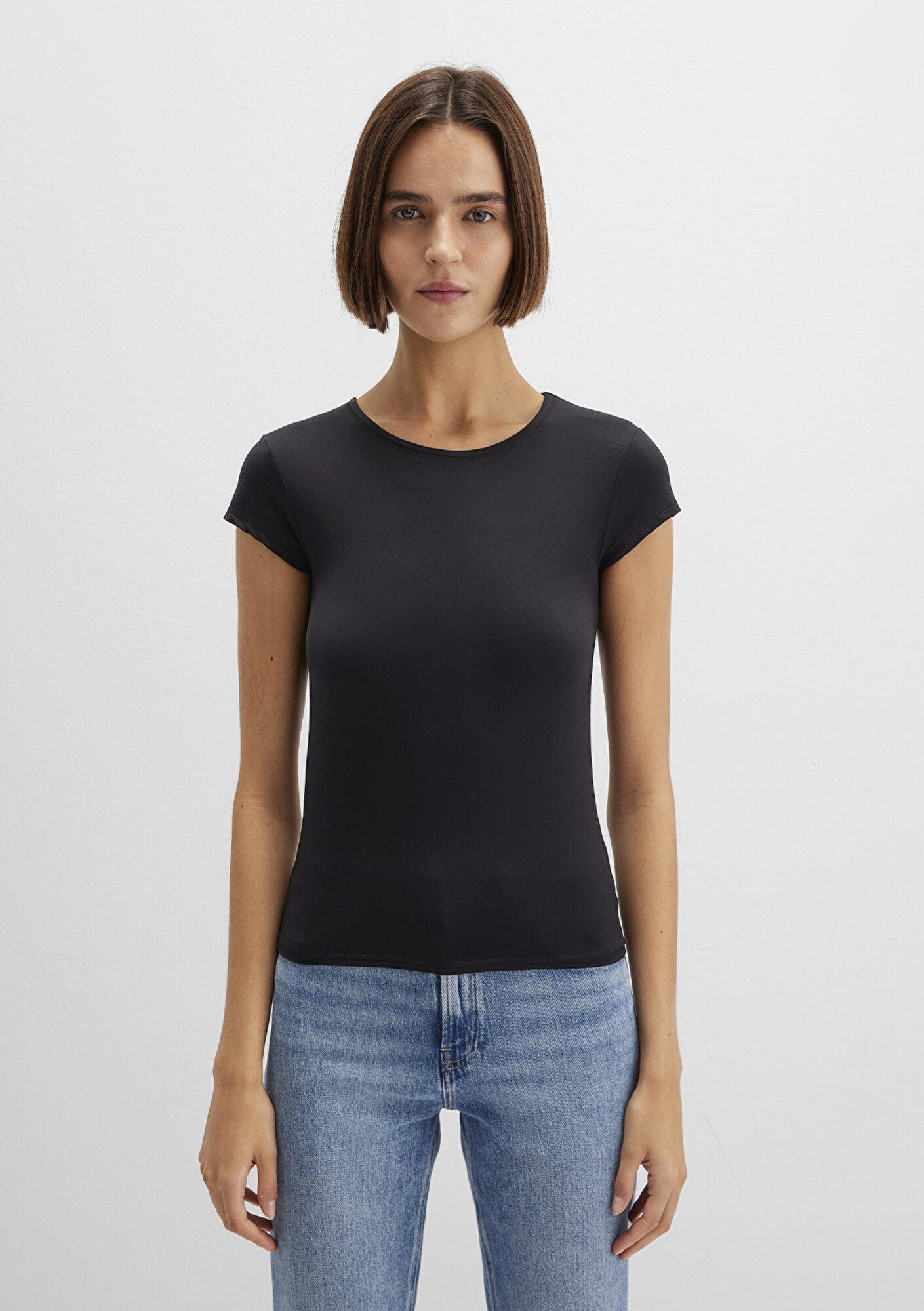 Mavi Siyah Poliamid Tişört Fitted / Vücuda Oturan Kesim 1613500-900