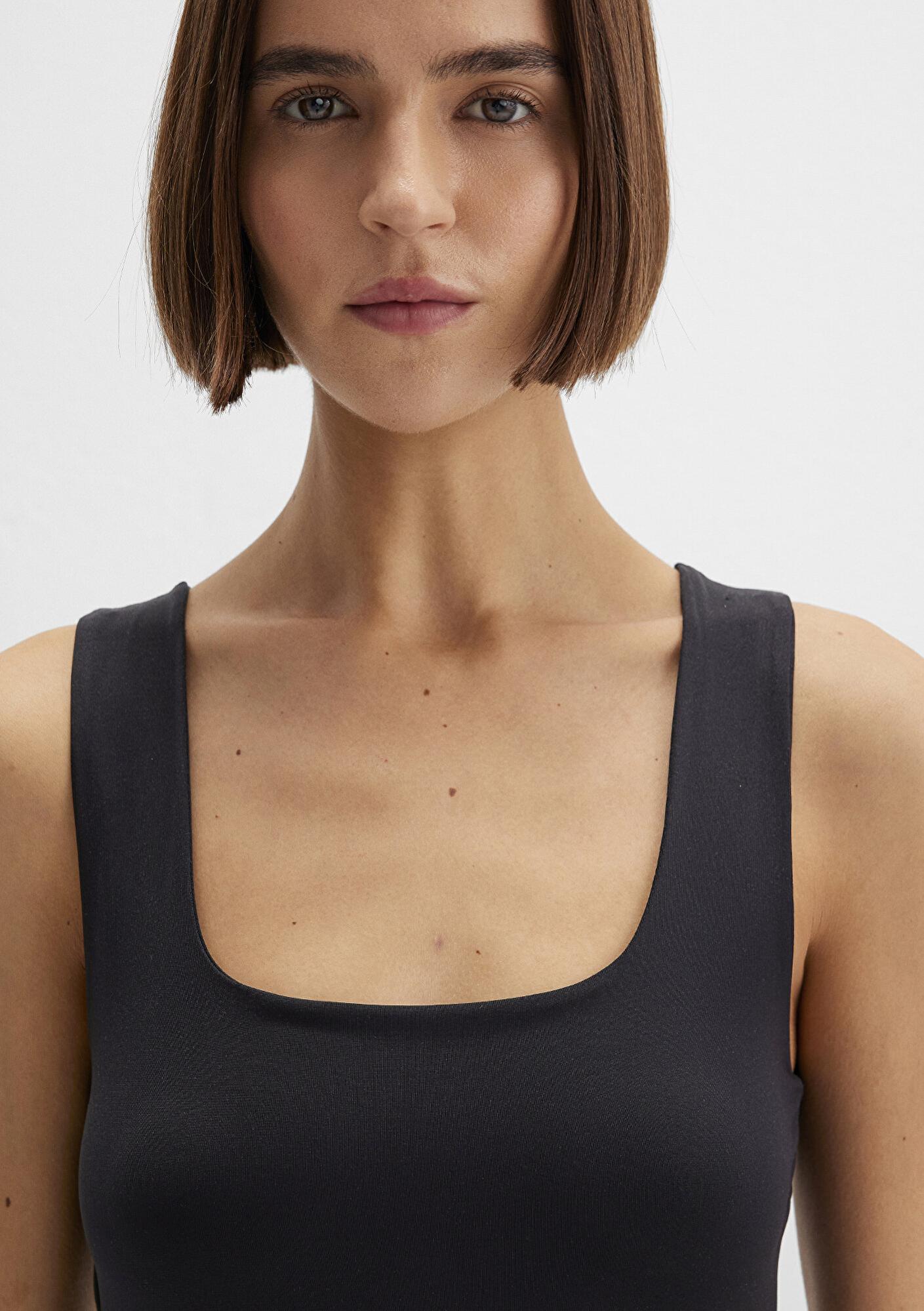 Mavi Kare Yaka Siyah Poliamid Atlet Fitted / Vücuda Oturan Kesim 1613498-900