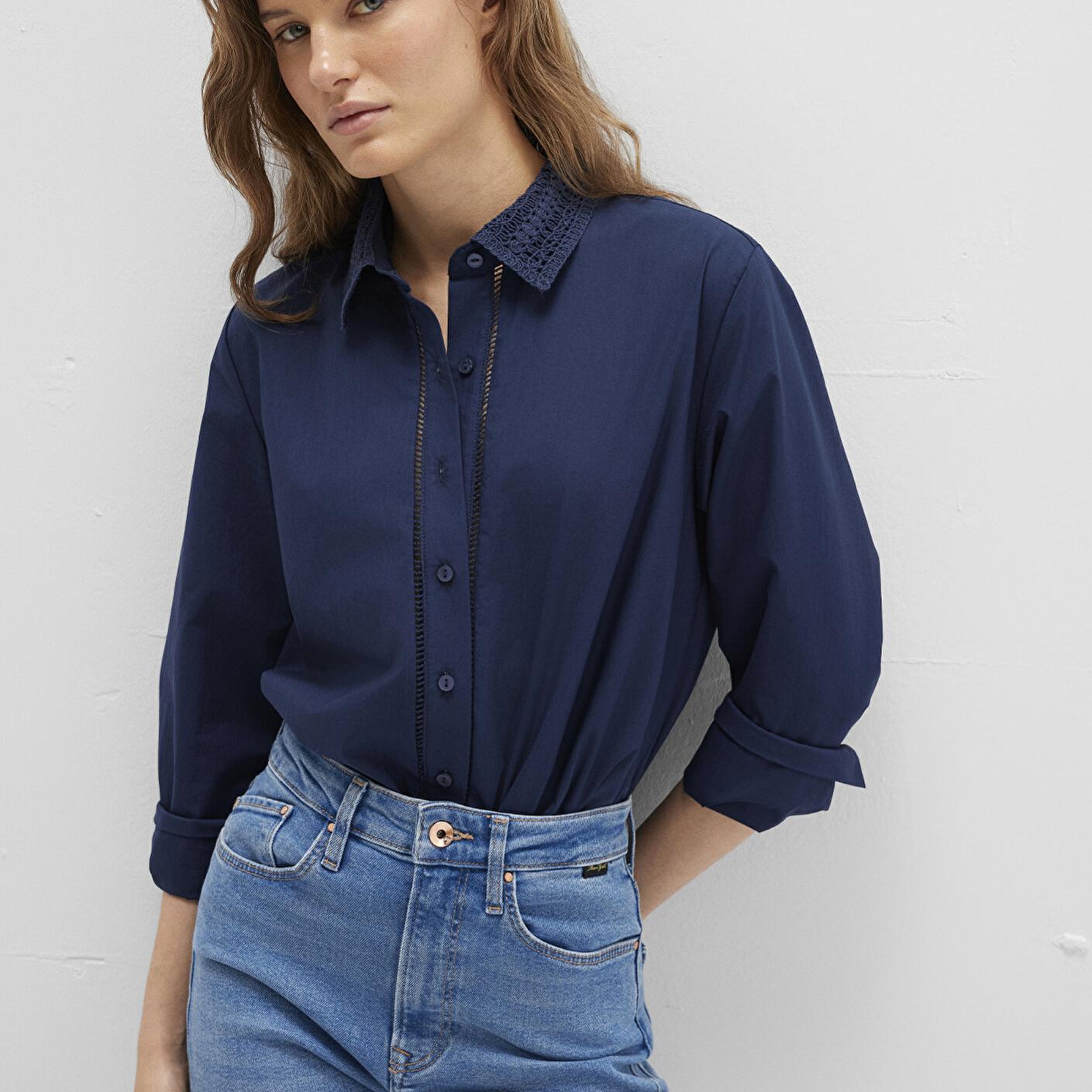 Mavi Nakışlı Şerit Detaylı Lacivert Gömlek Regular Fit / Normal Kesim 1211174-82318