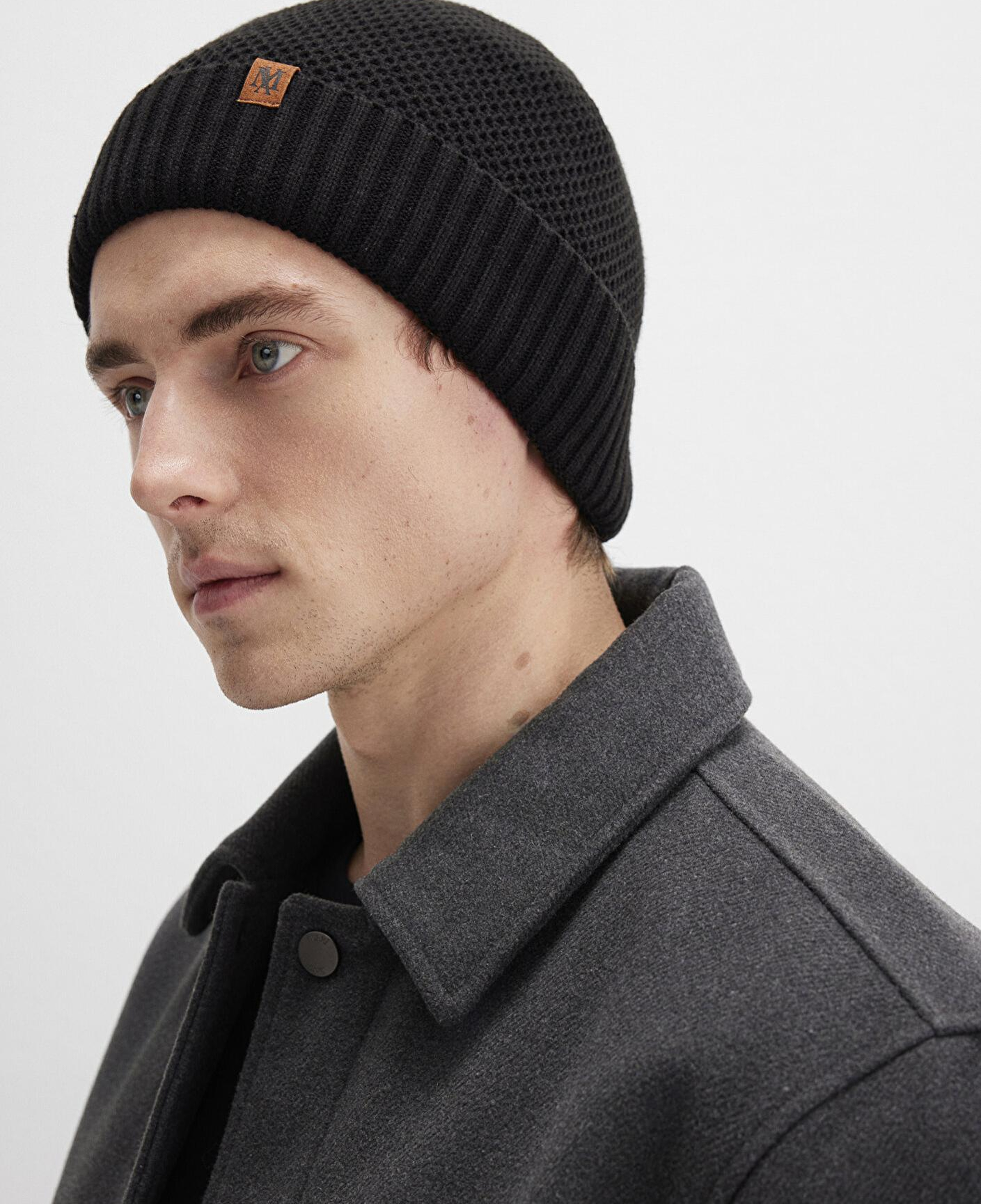 Mavi Siyah Bere 0912060-900