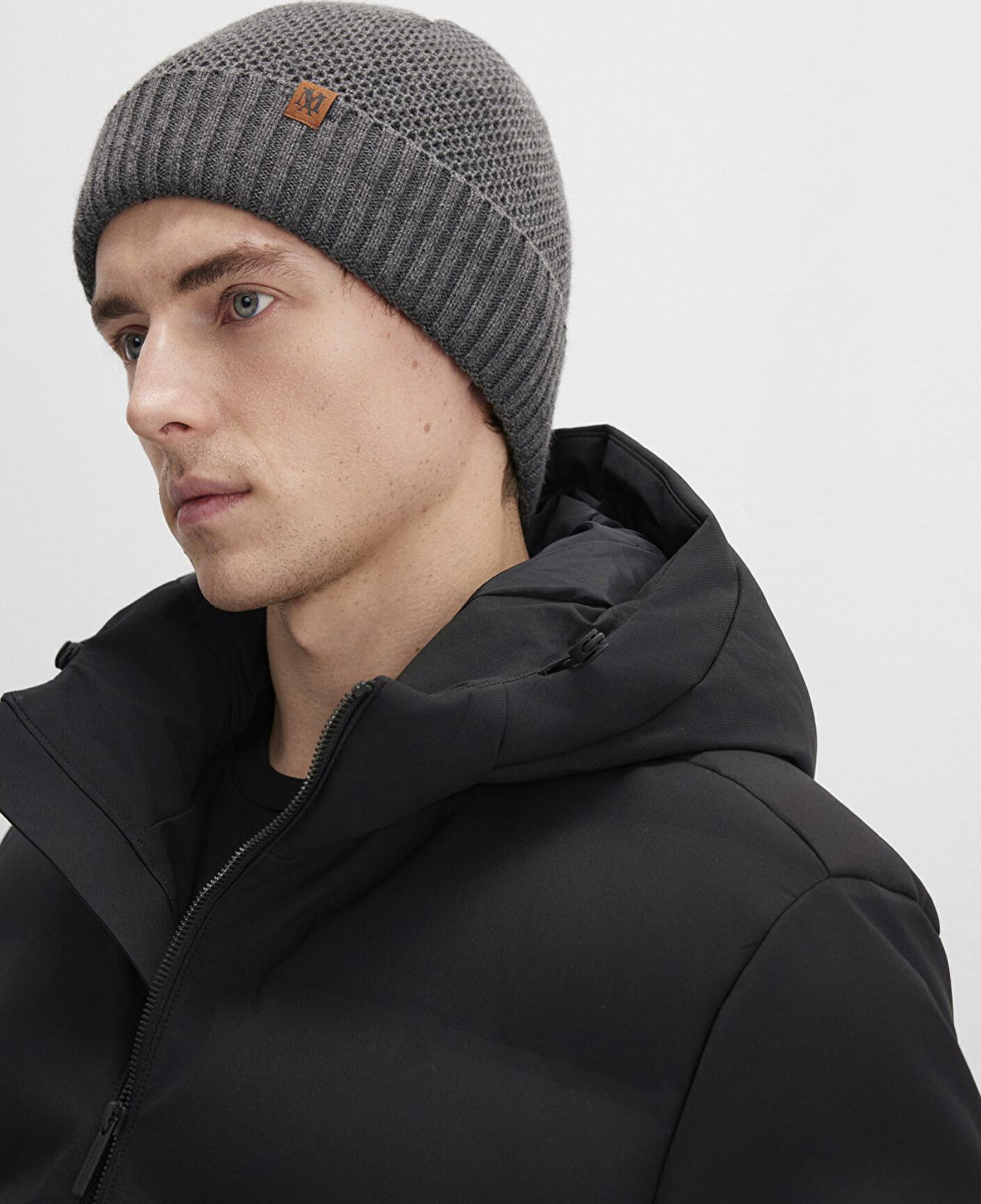 Mavi Gri Bere 0912060-24674