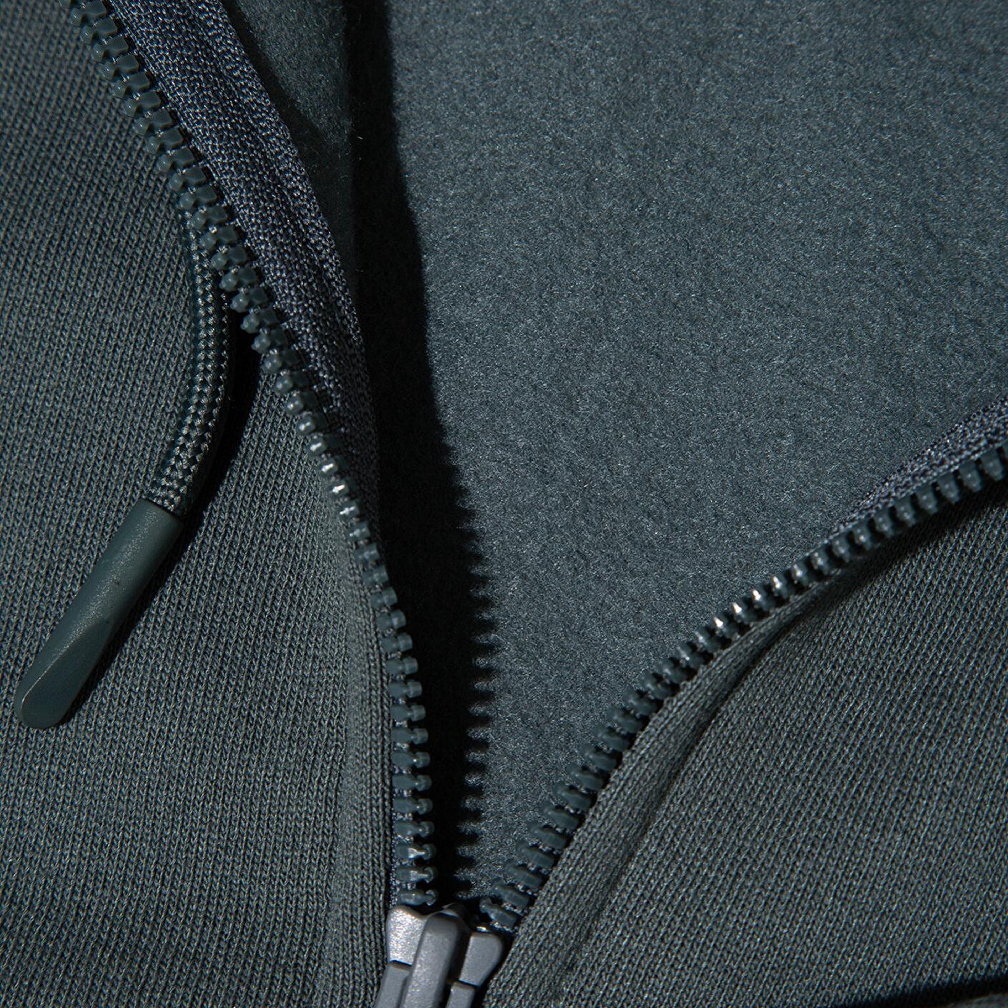 Mavi Mühür Logo Nakışlı Kapüşonlu Fermuarlı Yeşil Sweatshirt 066979-71598