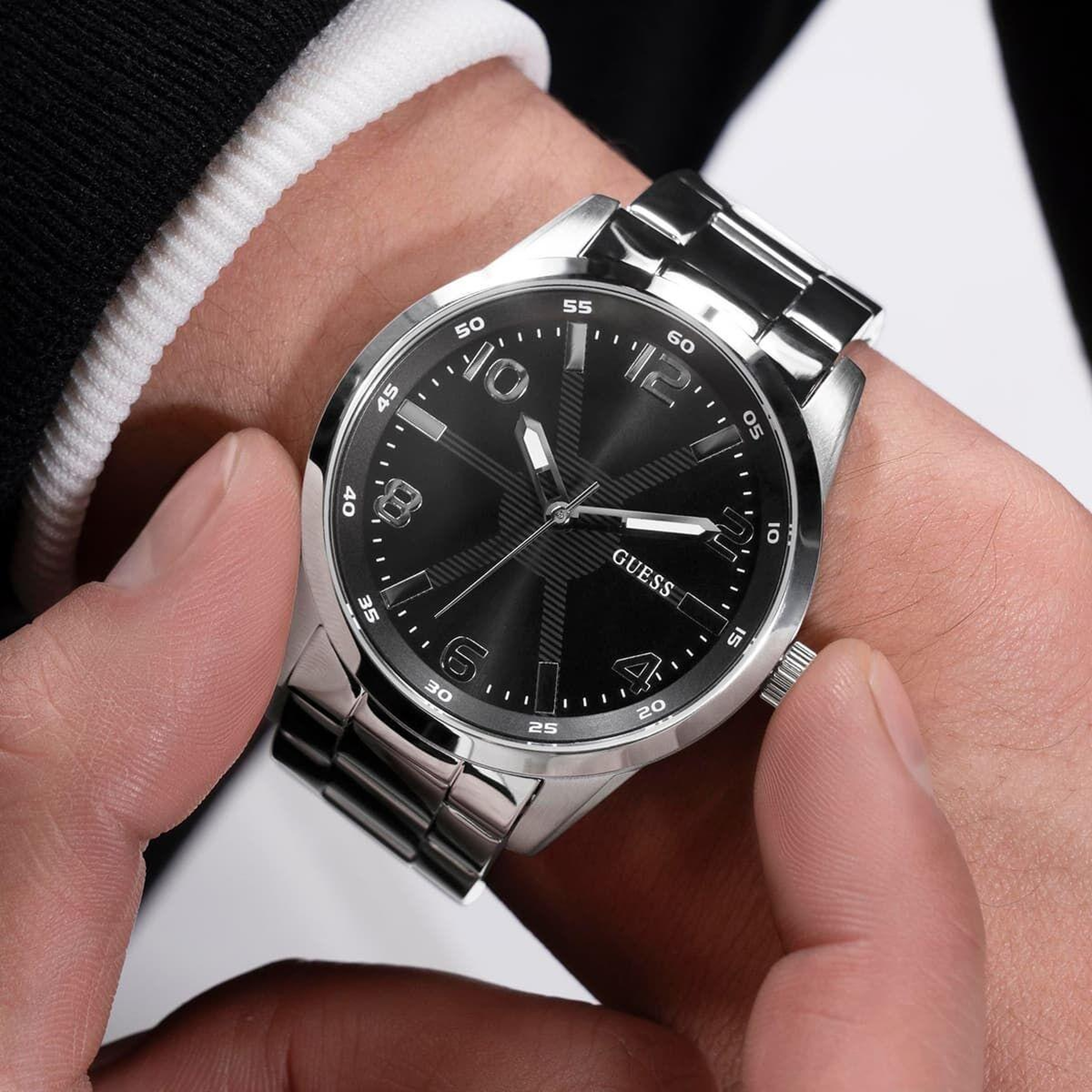 Guess GUGW0804G2 Erkek Kol Saati