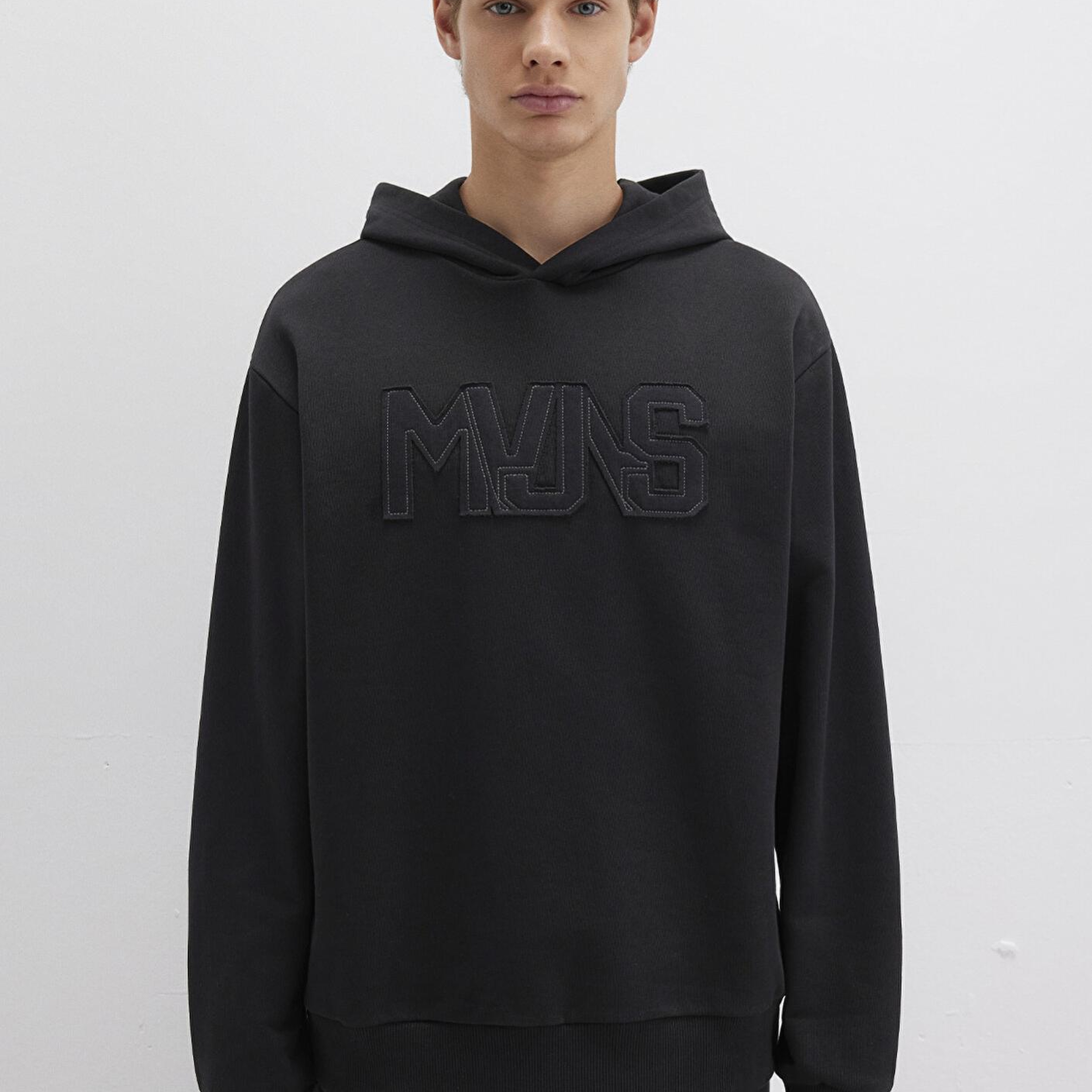 Mavi MVJNS Baskılı Kapüşonlu Siyah Sweatshirt 0S10346-900