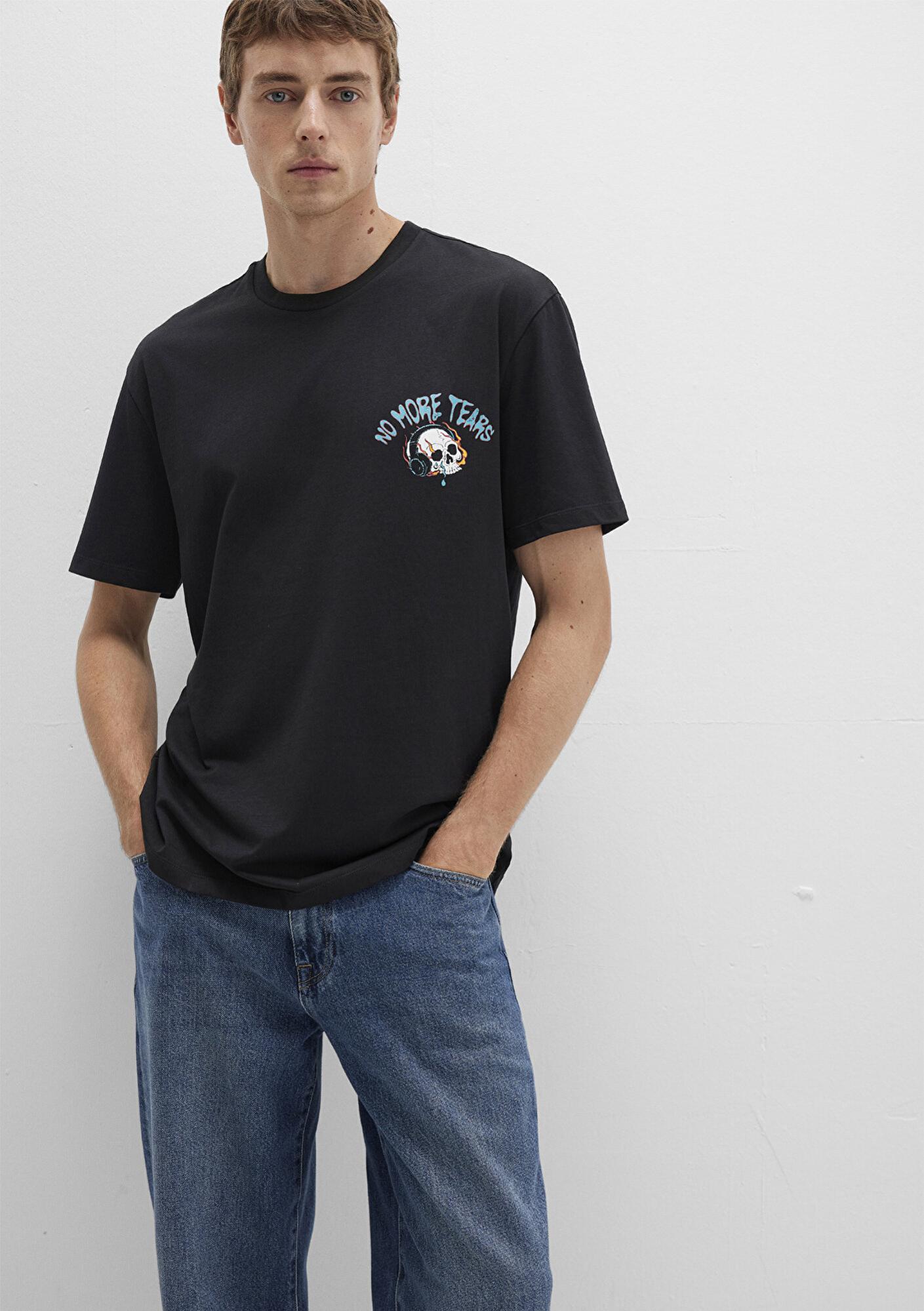 Mavi Kurukafa Baskılı Siyah Tişört Loose Fit / Bol Rahat Kesim 0612842-900