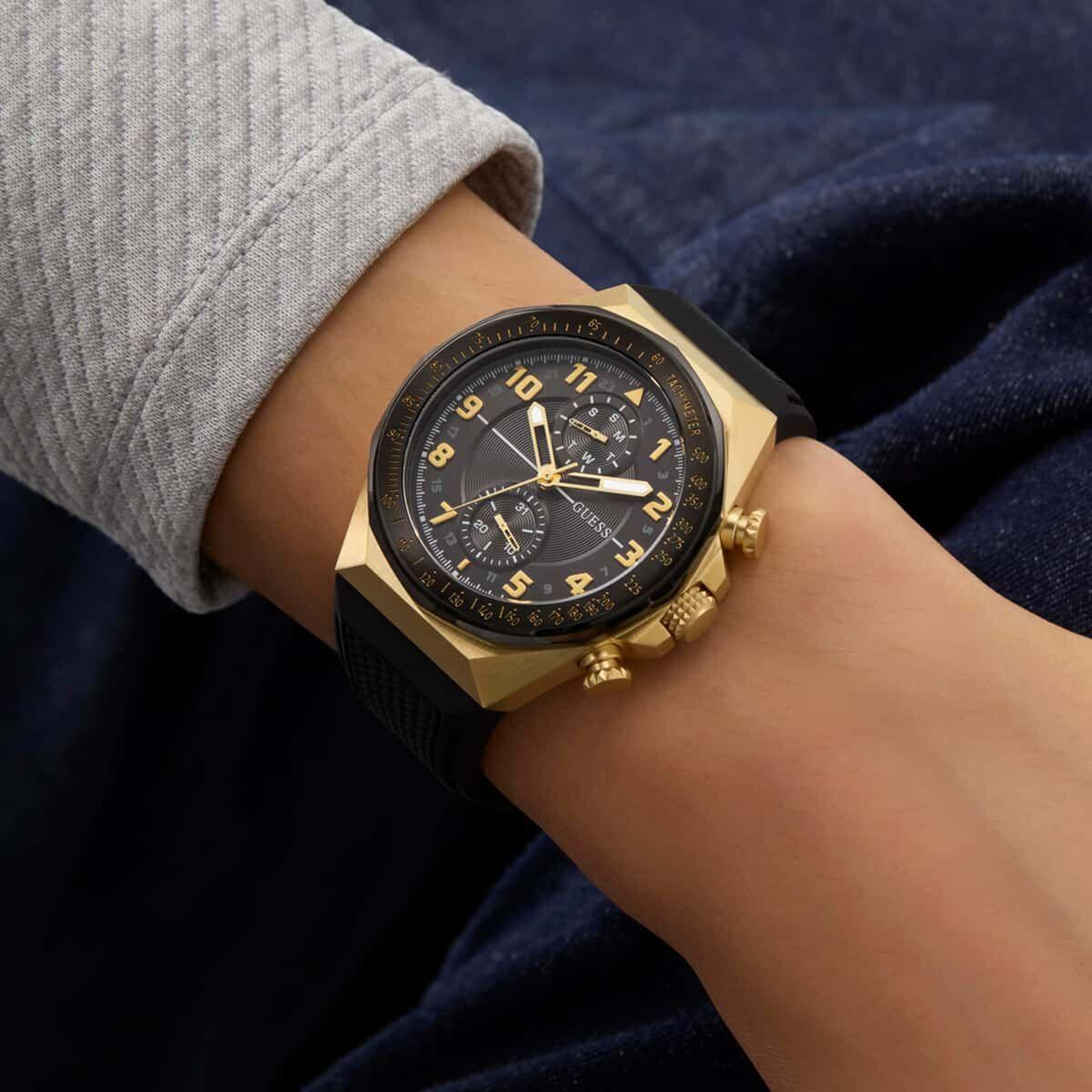 Guess GUGW0902G1 Erkek Kol Saati