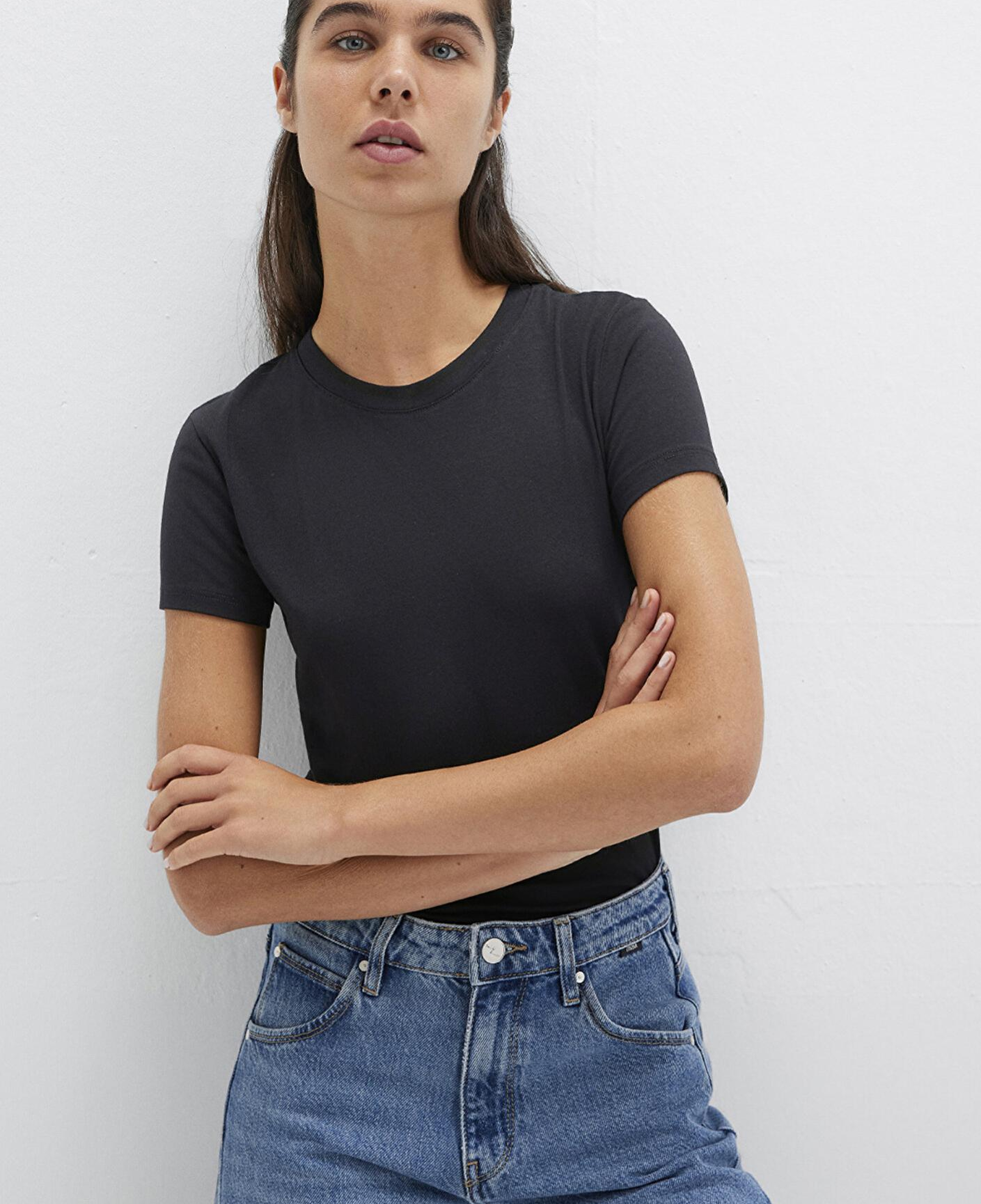 Mavi Stretch Siyah Basic Tişört Fitted / Vücuda Oturan Kesim 162767-900