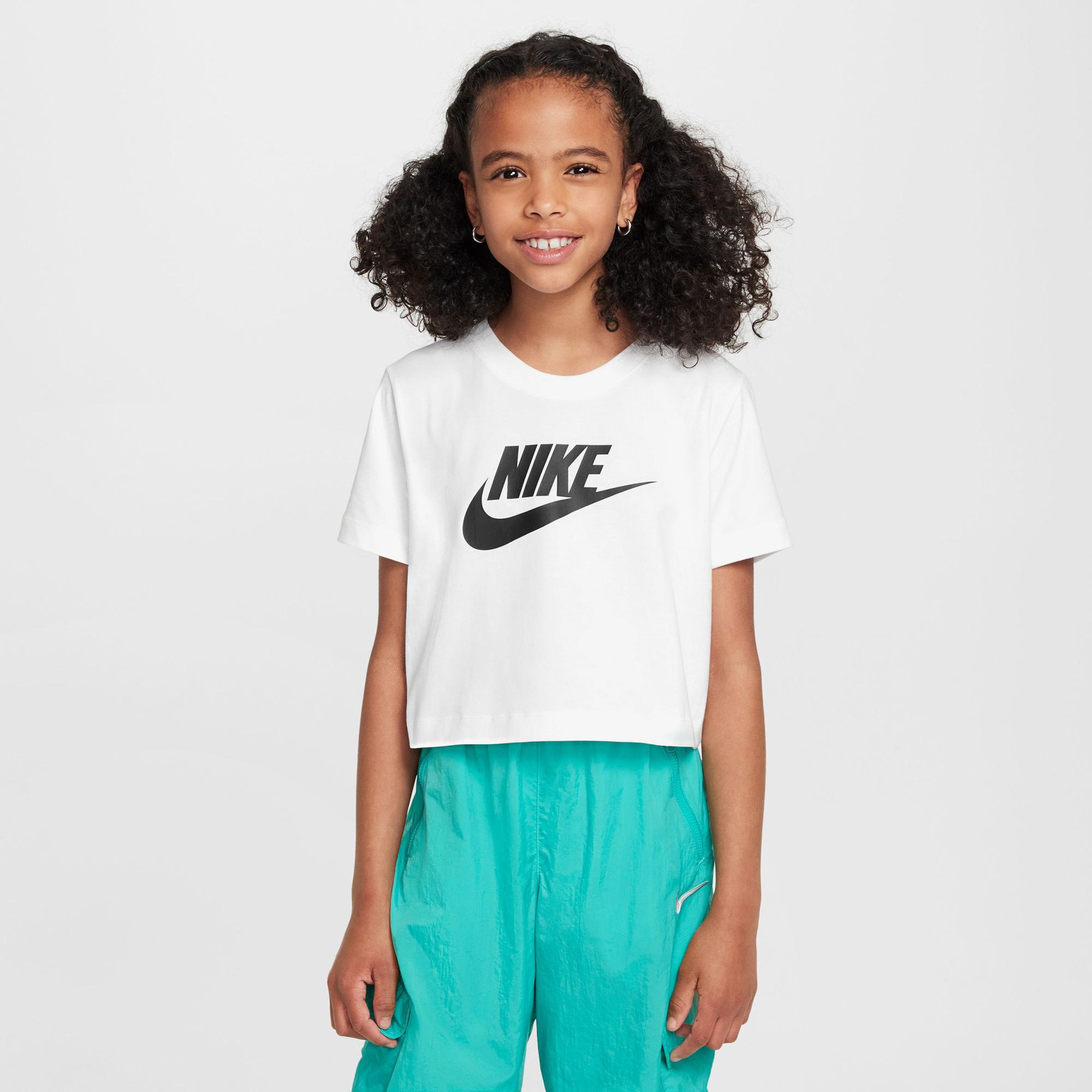 Nike Sportswear Futura Çocuk Beyaz Crop T-Shirt