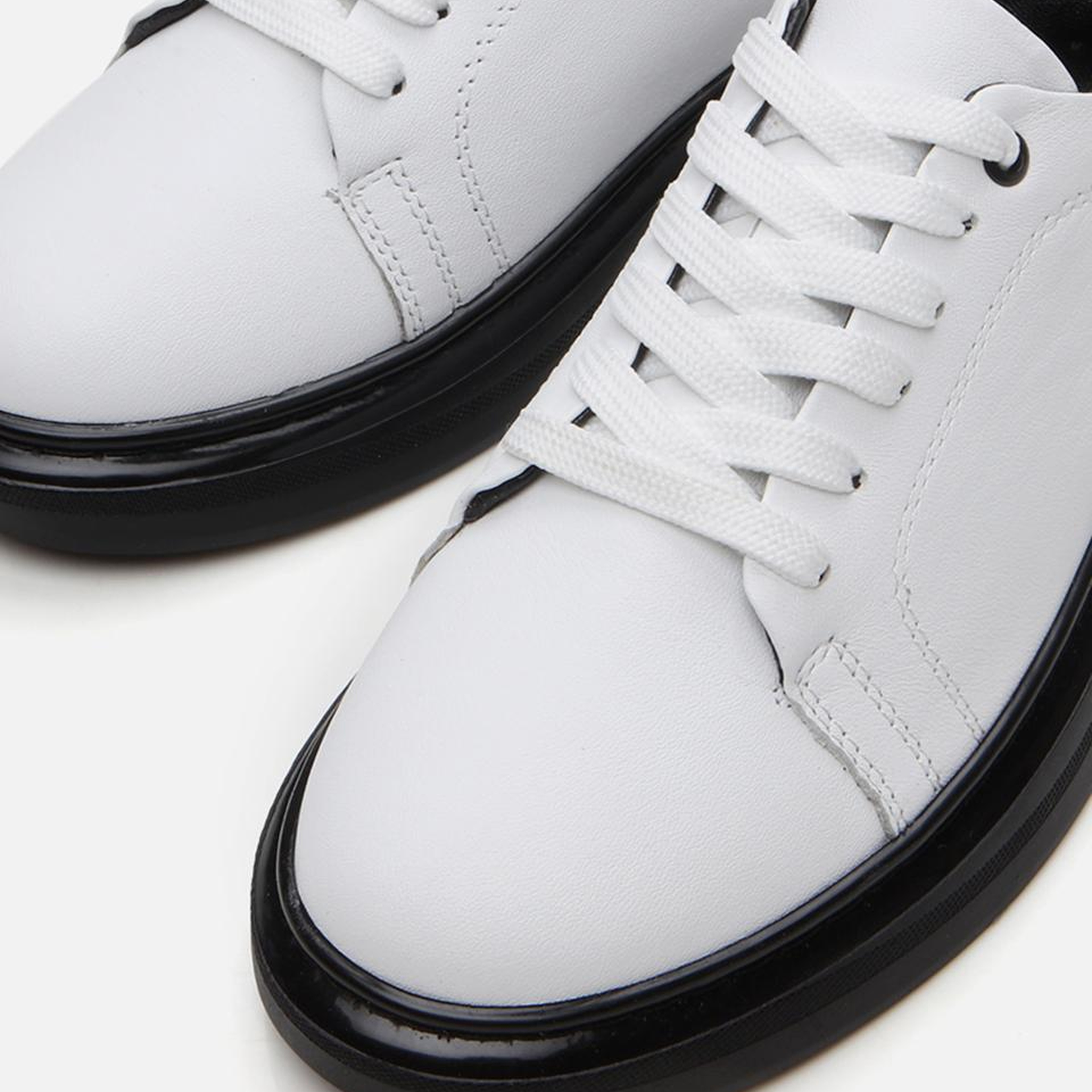 Kadın Deri Beyaz Spor Ayakkabı