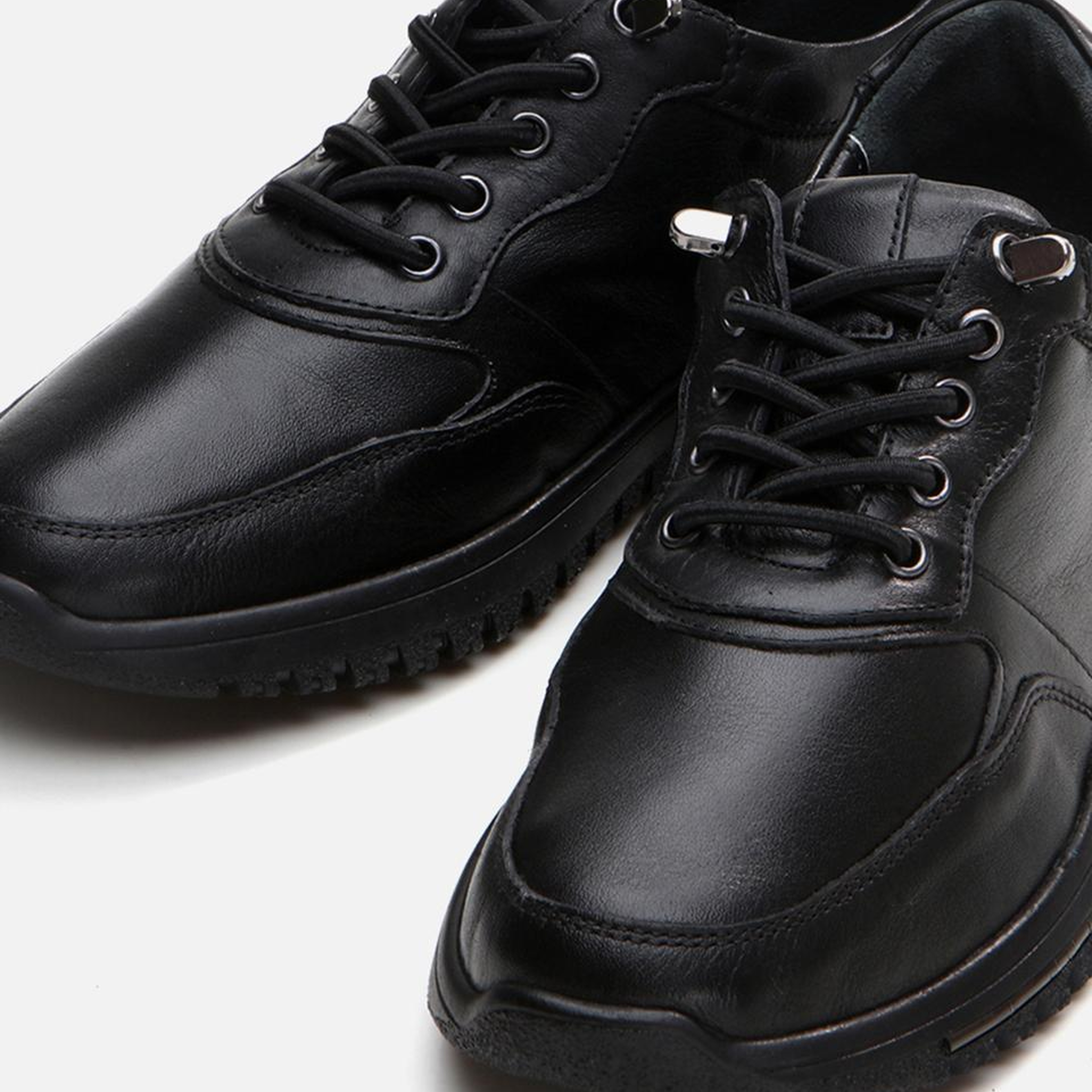 Kadın Deri Siyah Spor Ayakkabı