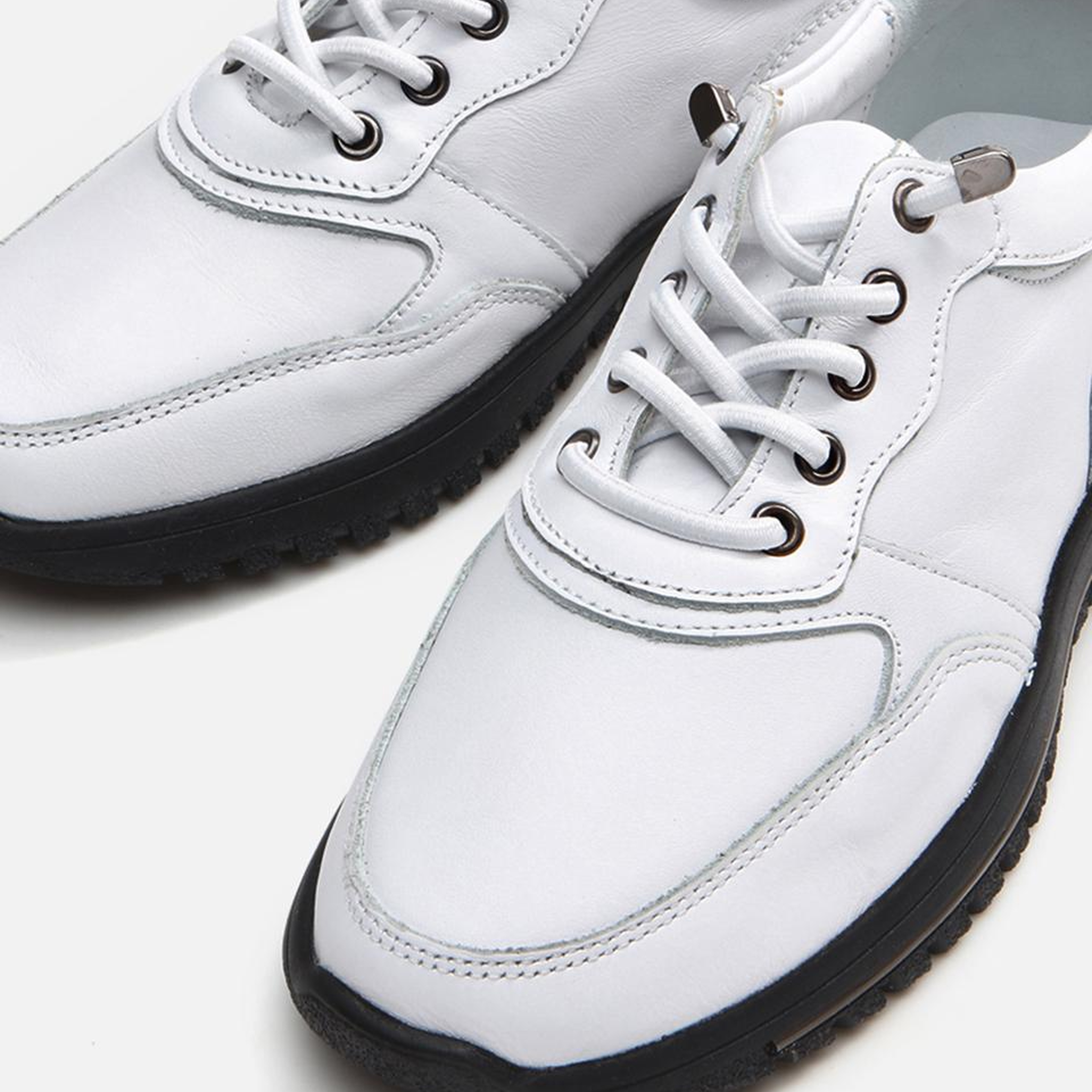 Kadın Deri Beyaz Spor Ayakkabı