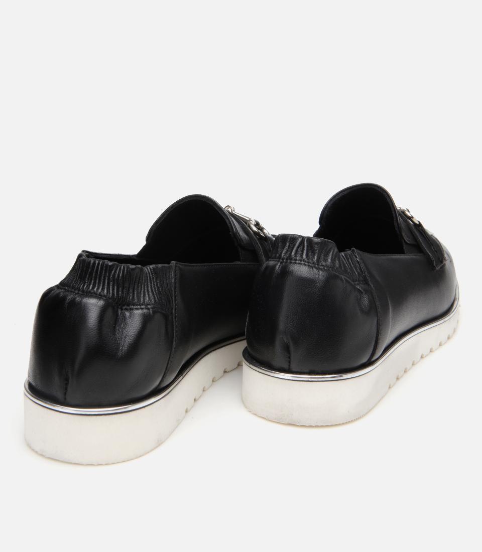 Kadın Deri Siyah Lastik Detaylı Tokalı Günlük Loafer