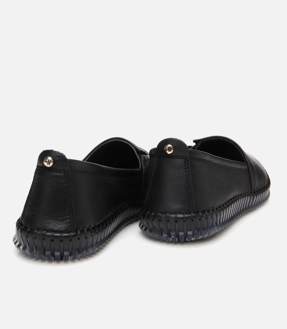 Kadın Deri Siyah Ultra Esnek Tabanlı Comfort Ayakkabı