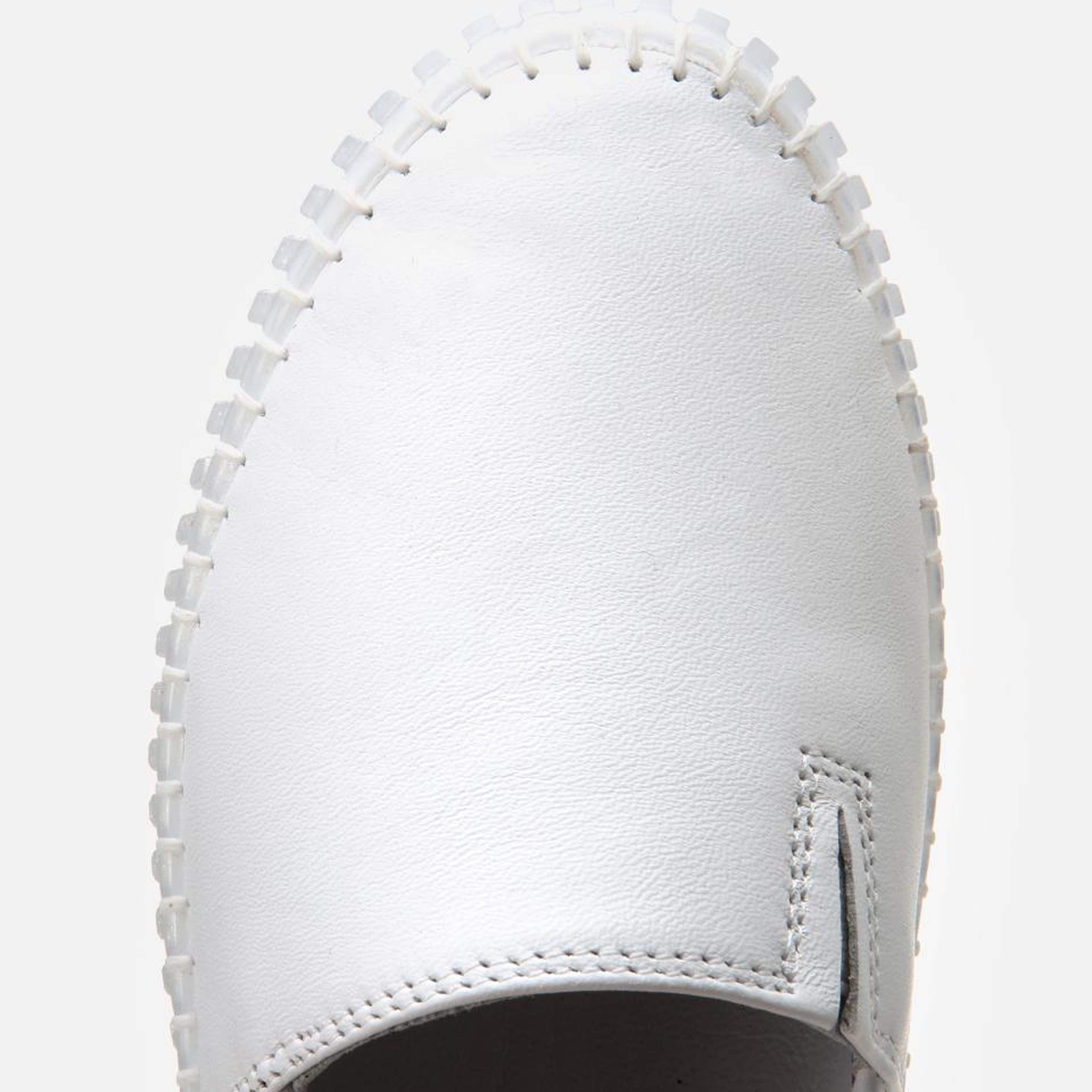 Kadın Deri Beyaz Ultra Esnek Tabanlı Comfort Ayakkabı