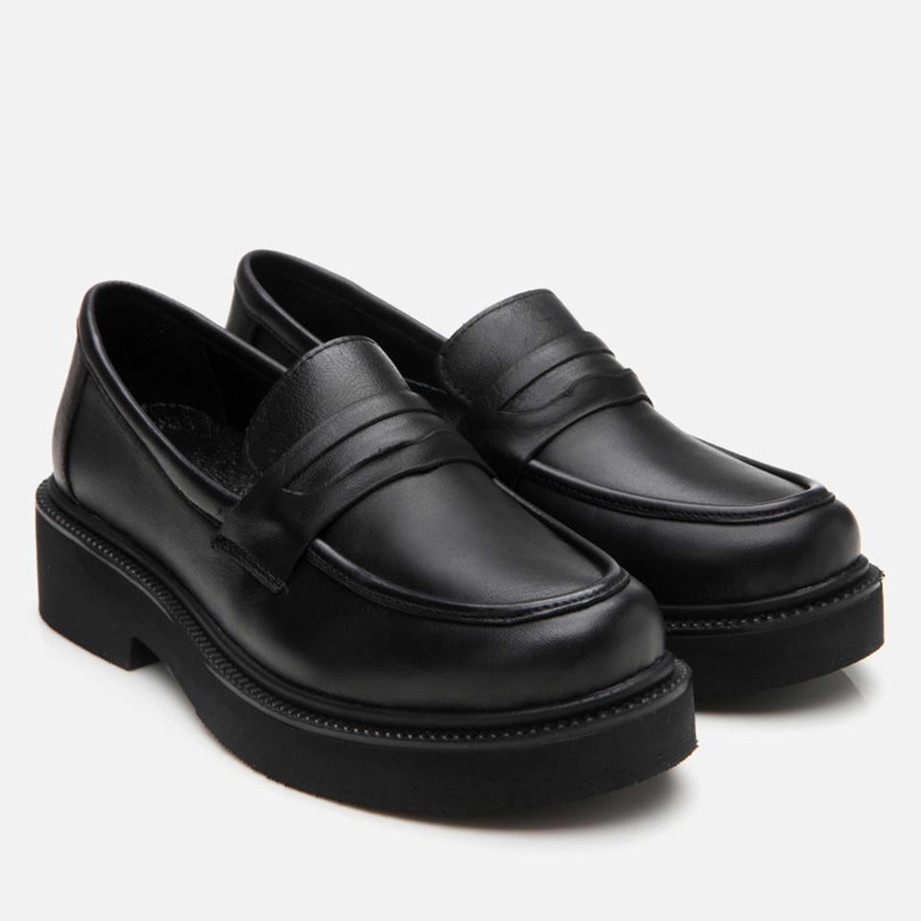 Kadın Deri Siyah Kalın Tabanlı Klasik Loafer