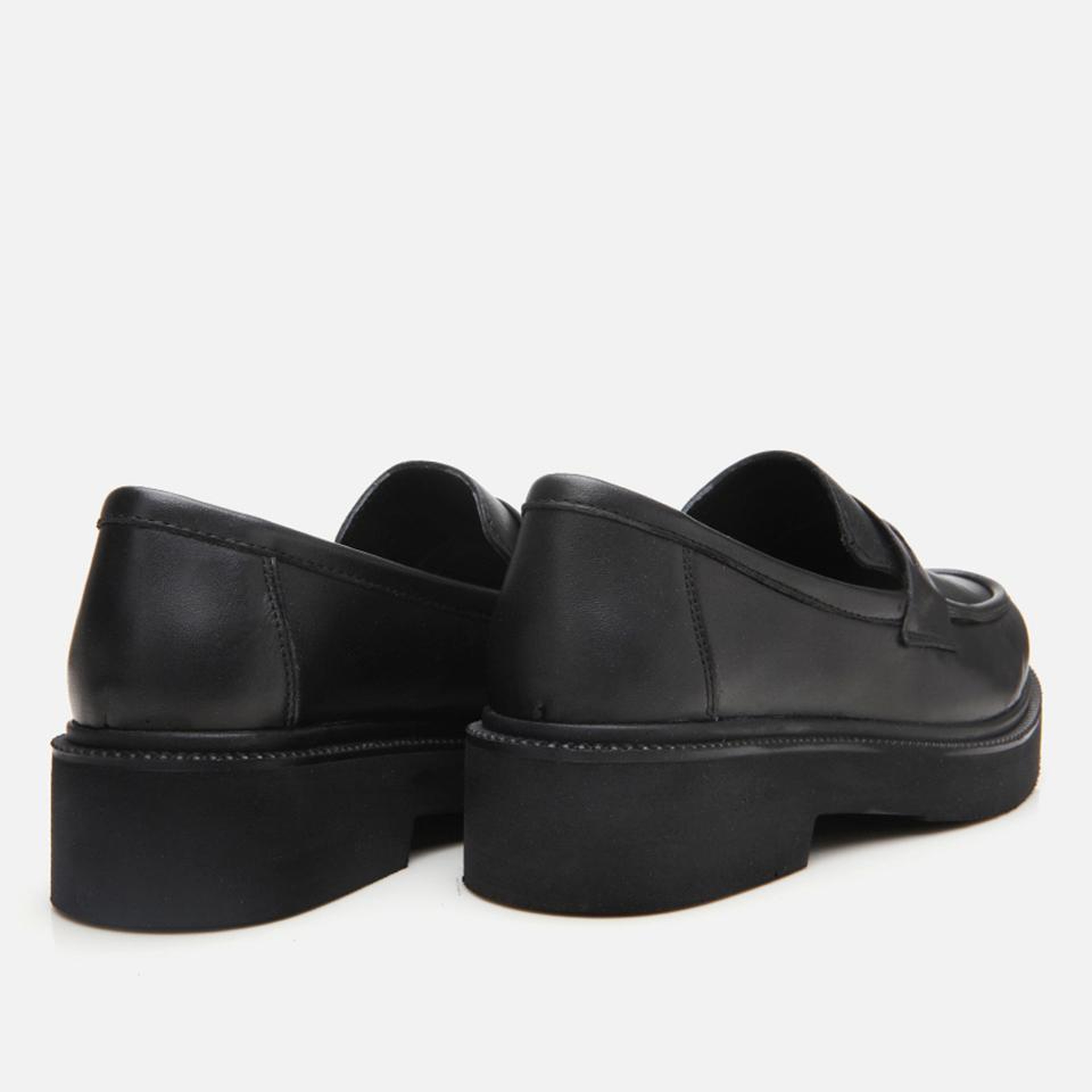 Kadın Deri Siyah Kalın Tabanlı Klasik Loafer