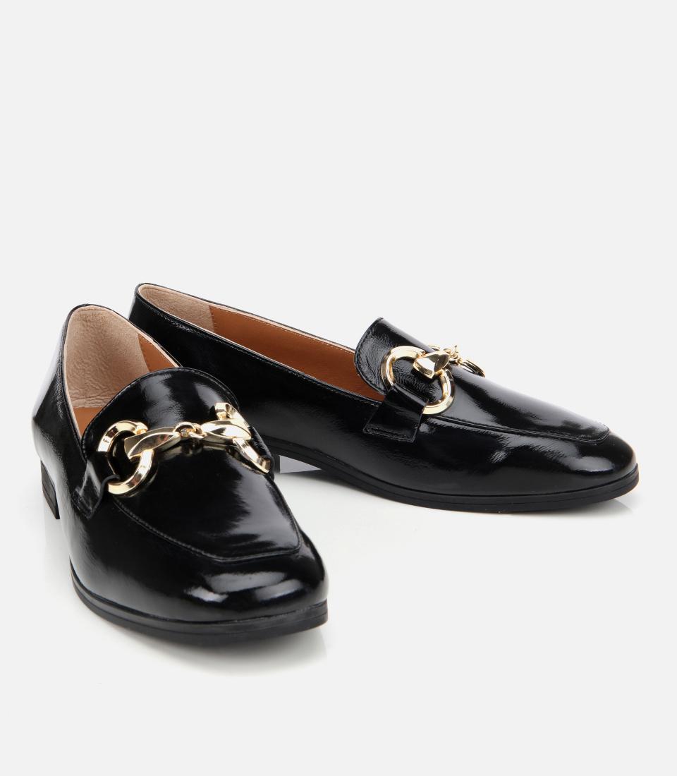 Kadın Rugan Deri Siyah Tokalı Klasik Loafer