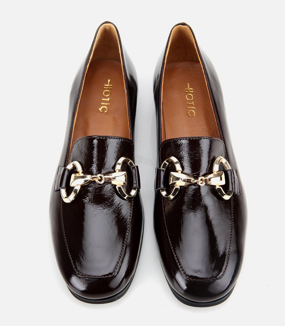 Kadın Rugan Deri Kahverengi Tokalı Klasik Loafer