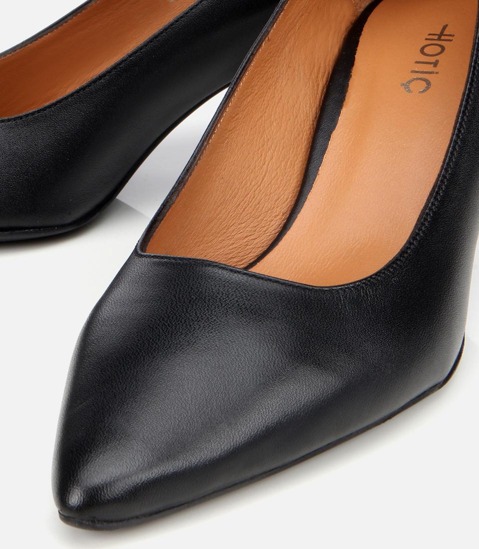 Kadın Deri Siyah Esnek Tabanlı İnce Topuklu Stiletto