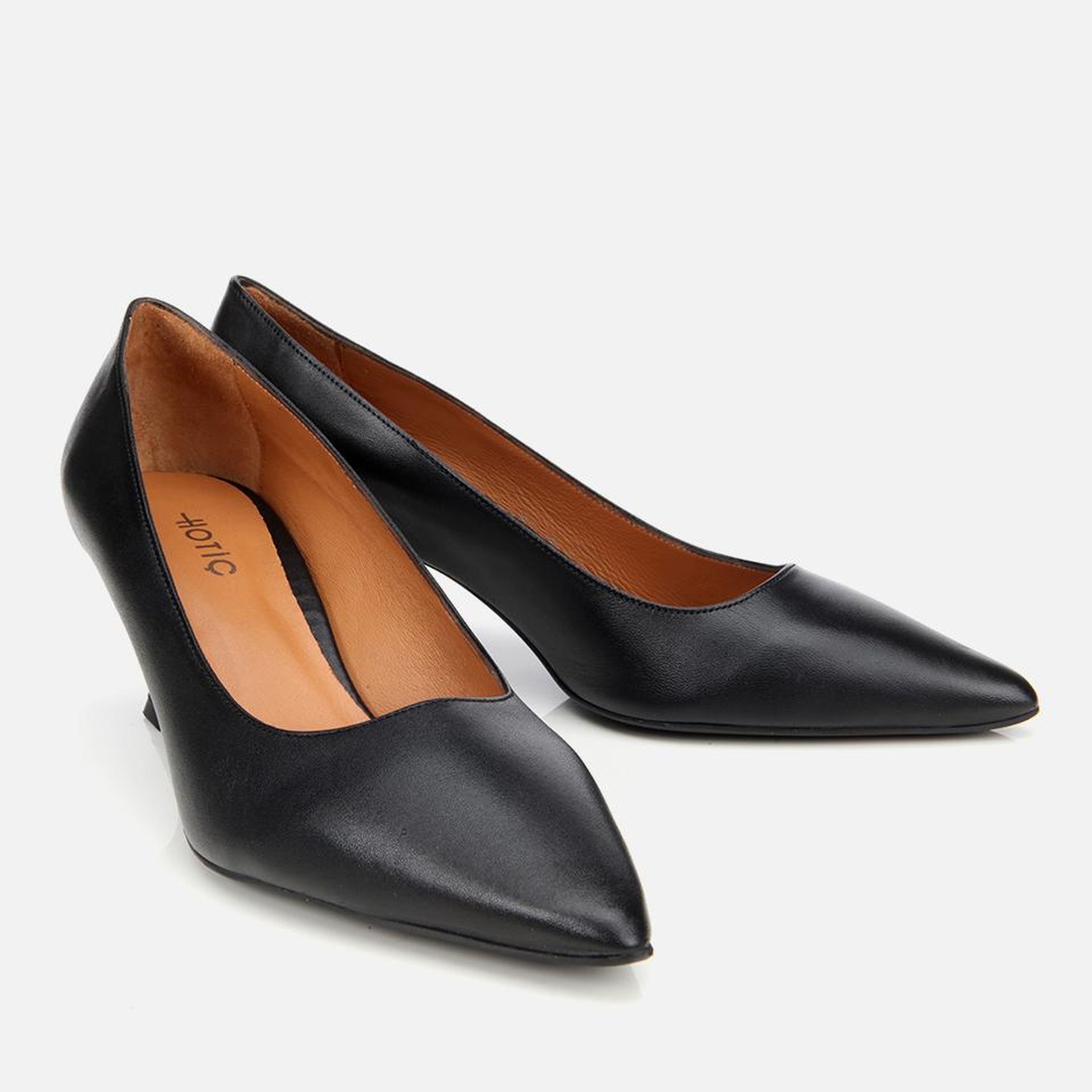 Kadın Deri Siyah Esnek Tabanlı İnce Topuklu Stiletto