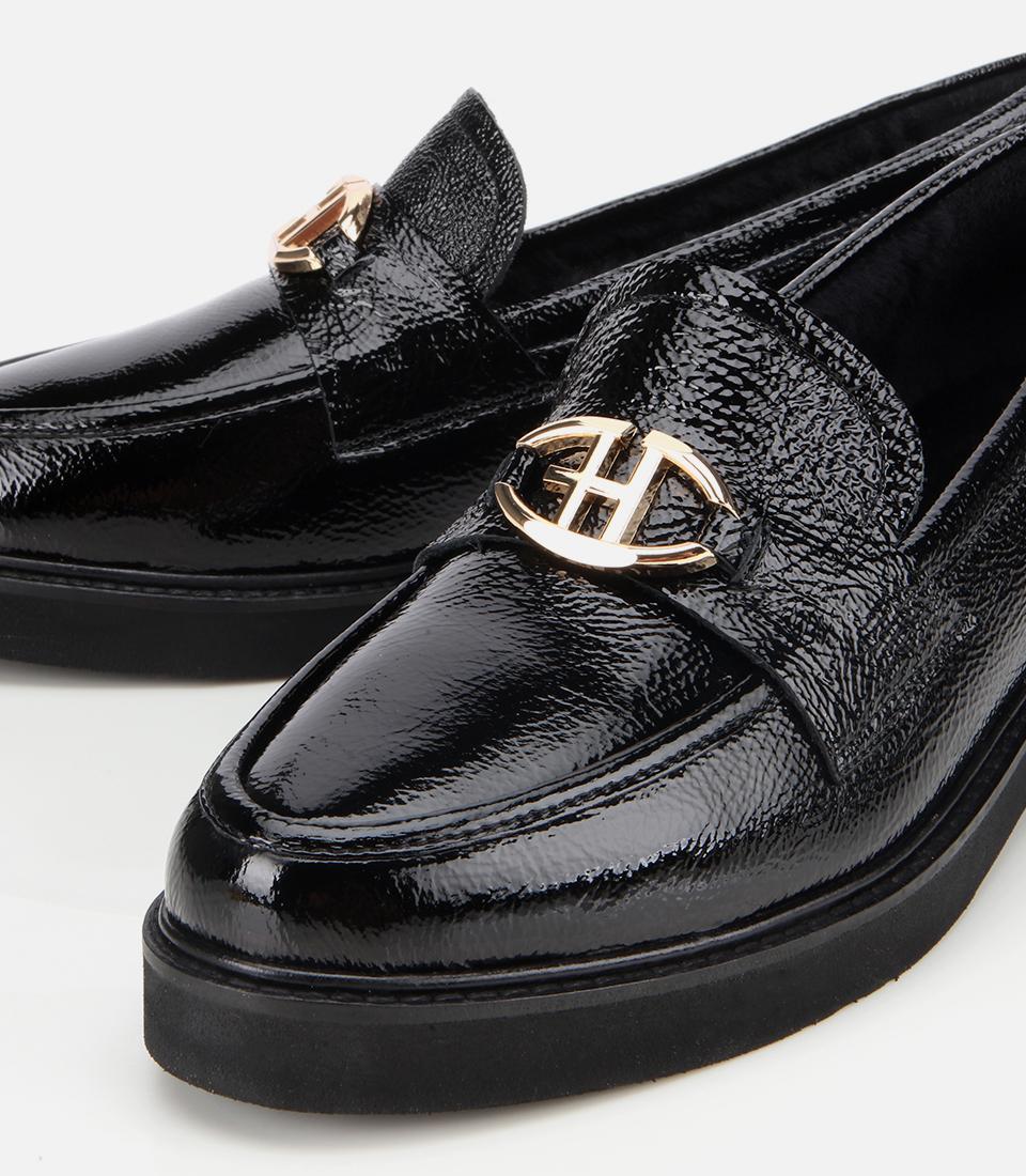 Kadın Rugan Deri Siyah Tokalı Klasik Loafer