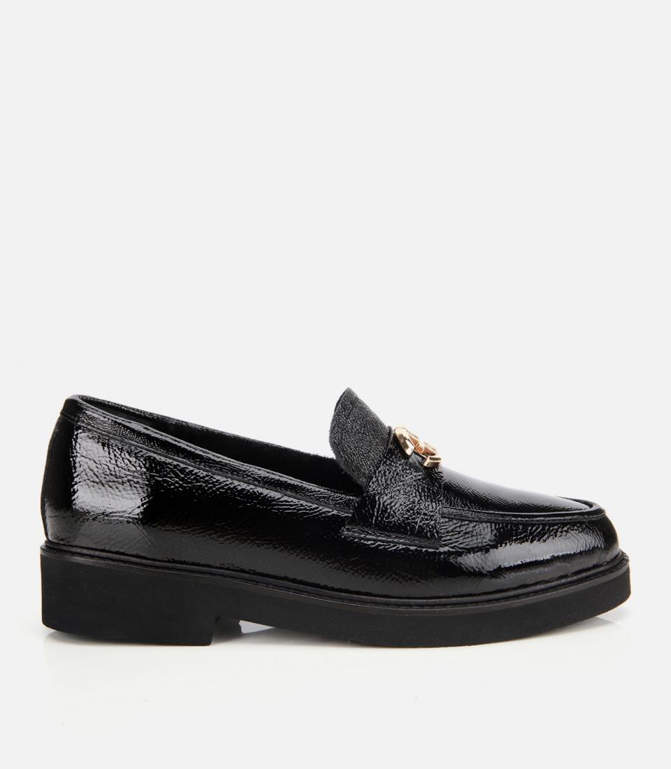 Kadın Rugan Deri Siyah Tokalı Klasik Loafer