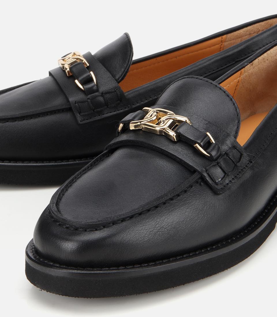 Kadın Deri Siyah Tokalı Klasik Loafer