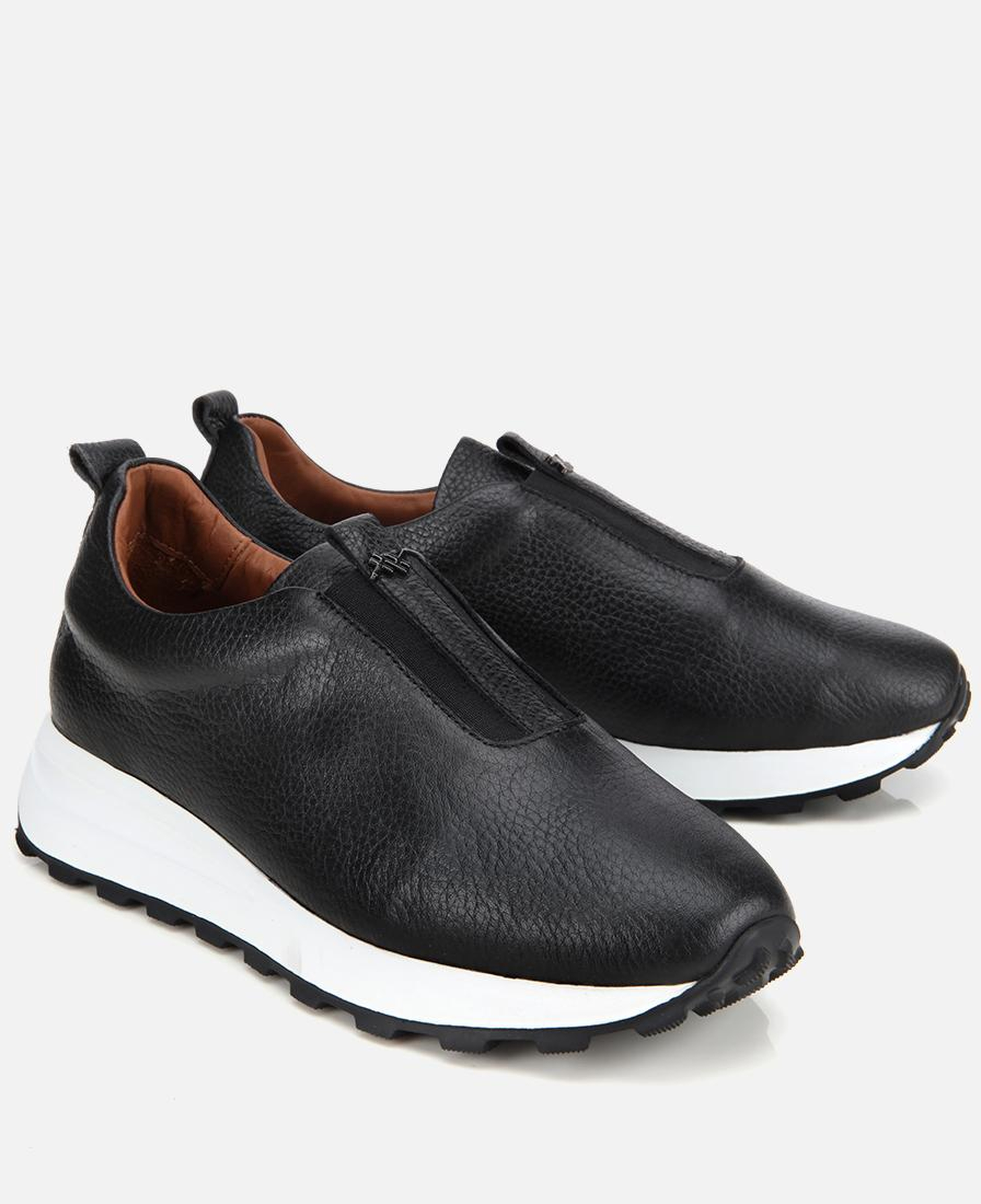 Kadın Deri Siyah Lastik Detaylı Spor Ayakkabı