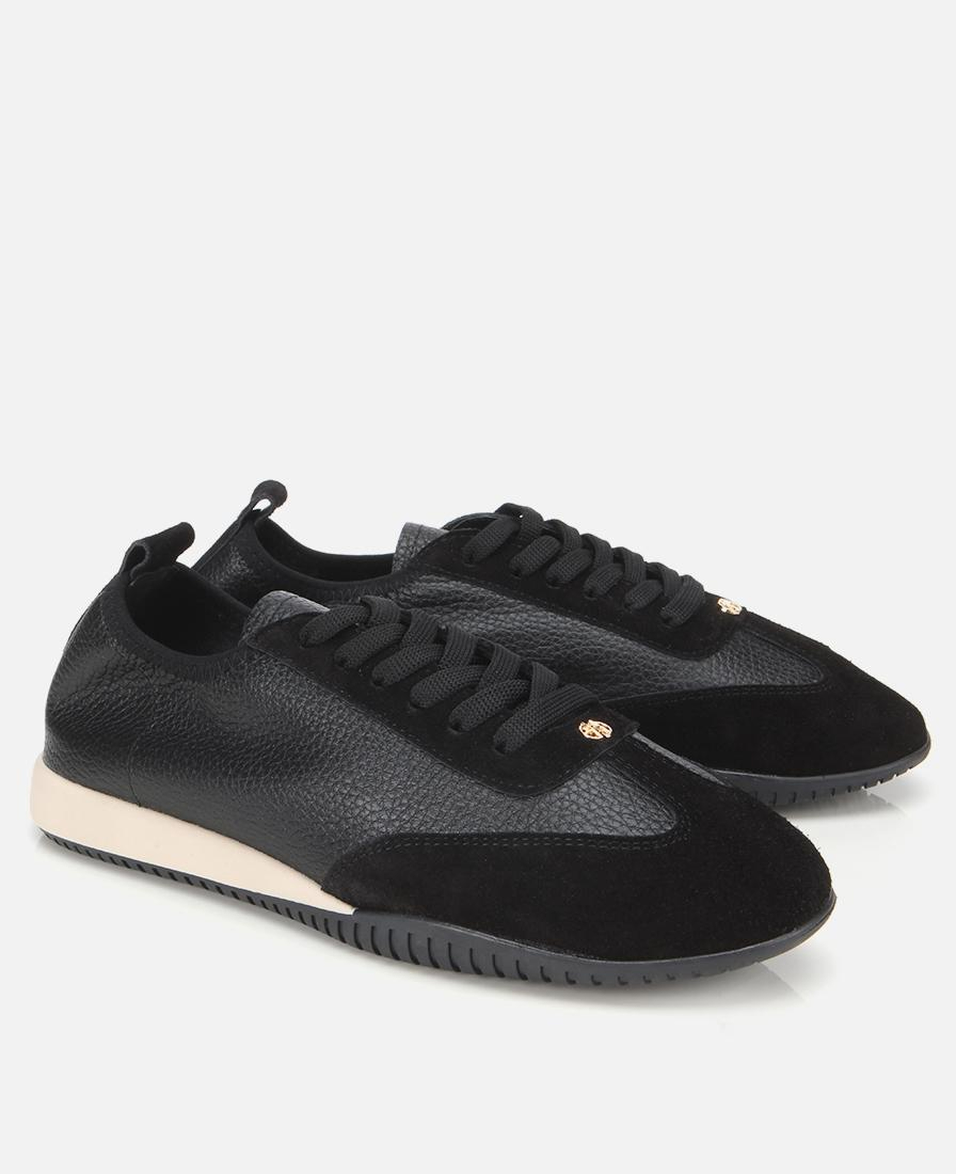 Kadın Deri Siyah Esnek Tabanlı Spor Ayakkabı