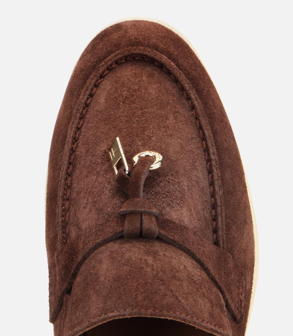 Kadın Süet Deri Kahverengi Gold Aksesuarlı Klasik Loafer